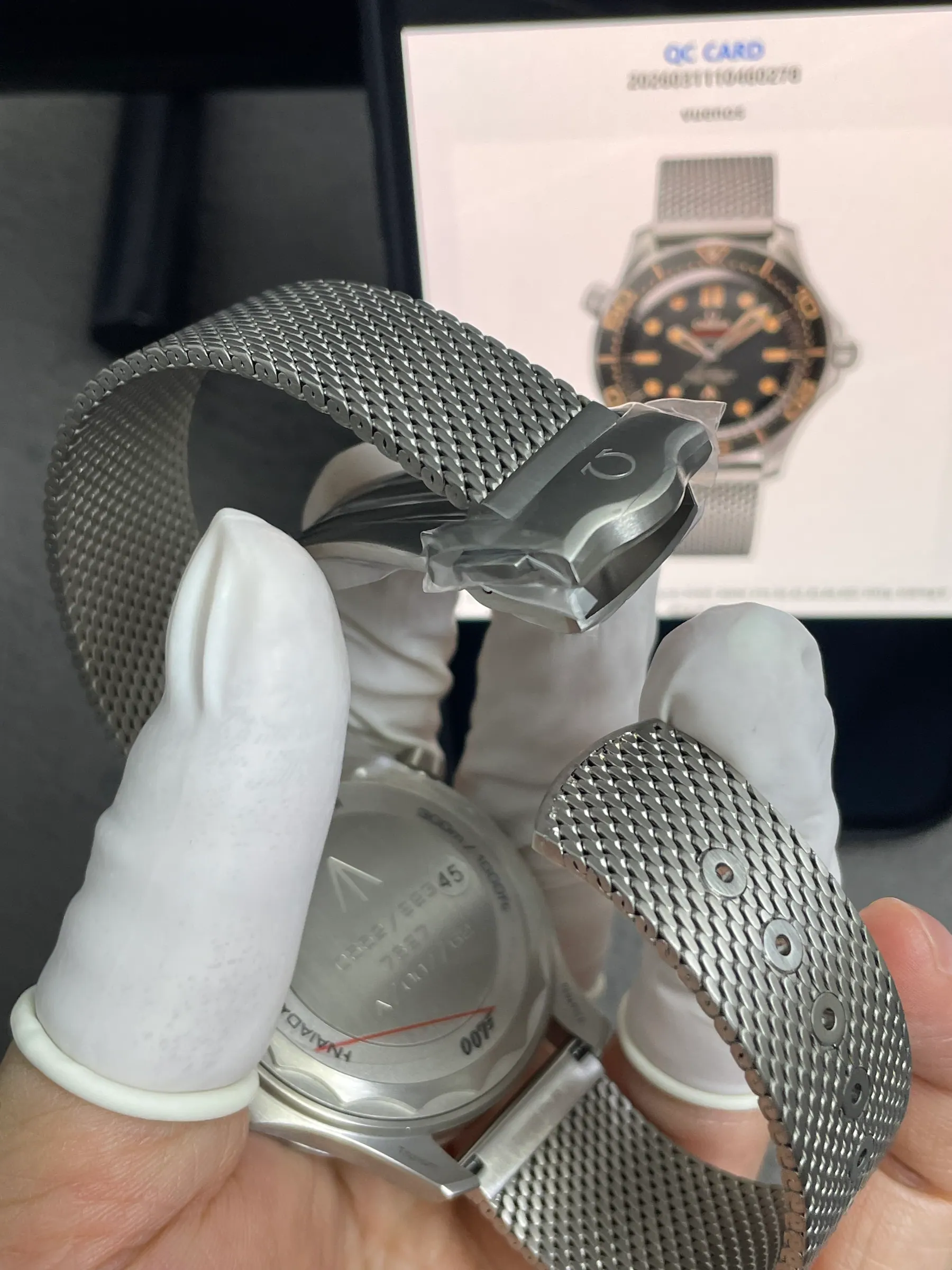 VS | 8806机芯｜42mm l 欧米茄海马潜水300M 210.30.42.20.06.002 钛金属表链