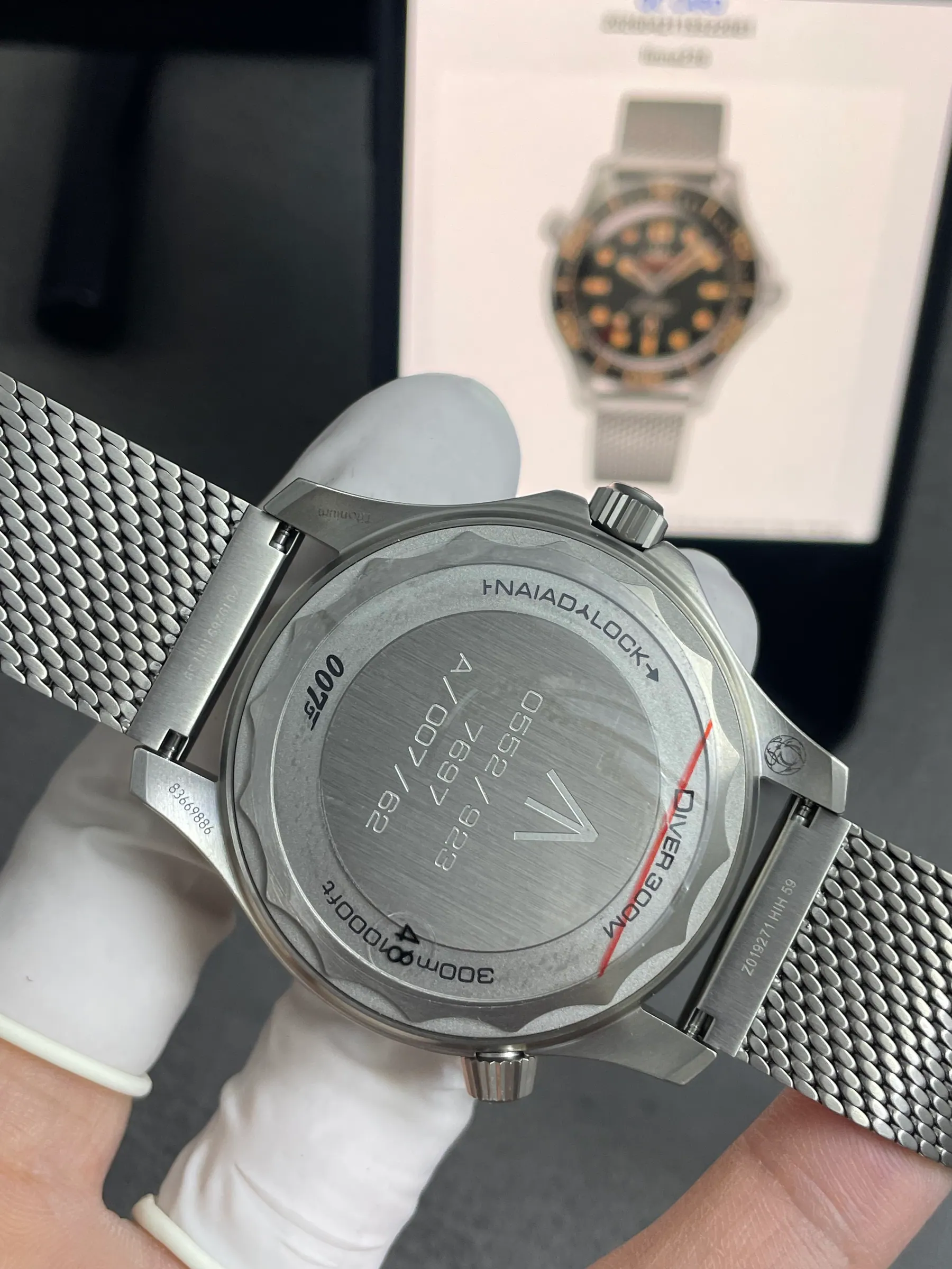 VS | 8806机芯｜42mm l 欧米茄海马潜水300M 210.30.42.20.06.002 钛金属表链