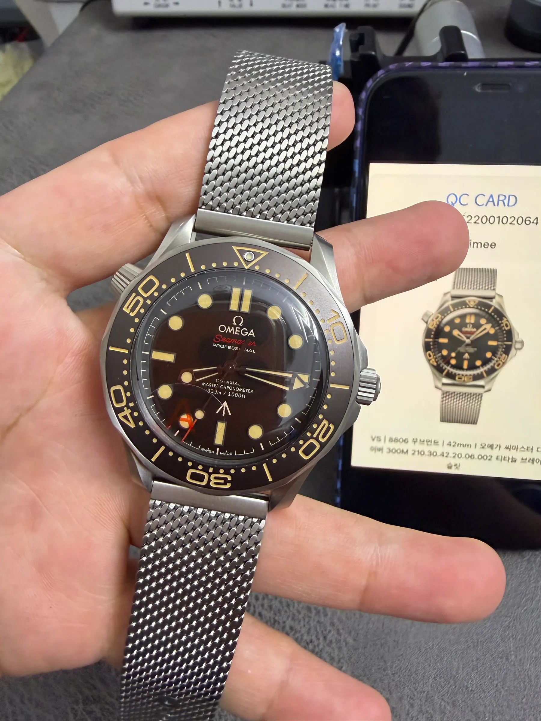 VS | 8806机芯｜42mm l 欧米茄海马潜水300M 210.30.42.20.06.002 钛金属表链