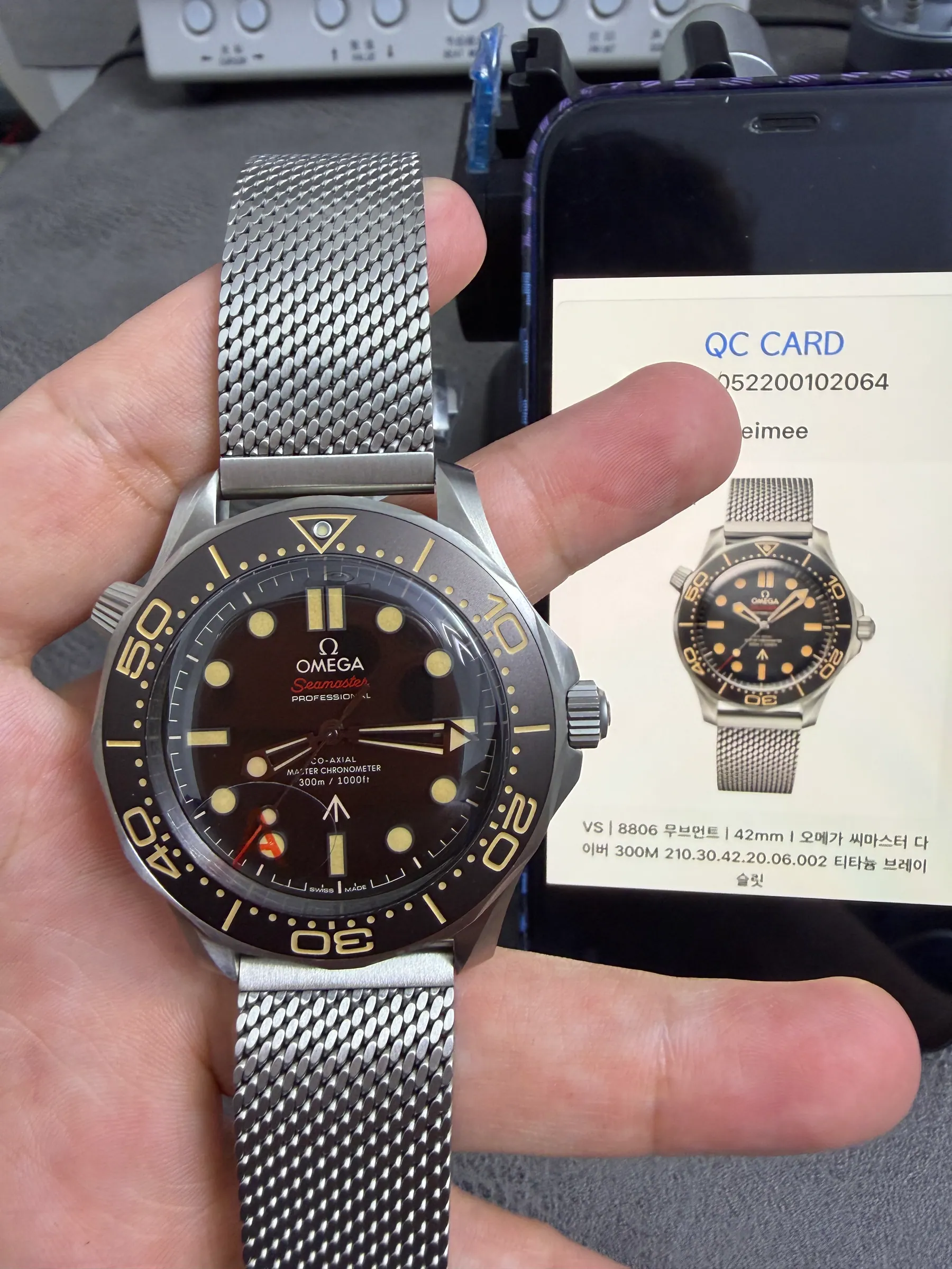 VS | 8806机芯｜42mm l 欧米茄海马潜水300M 210.30.42.20.06.002 钛金属表链