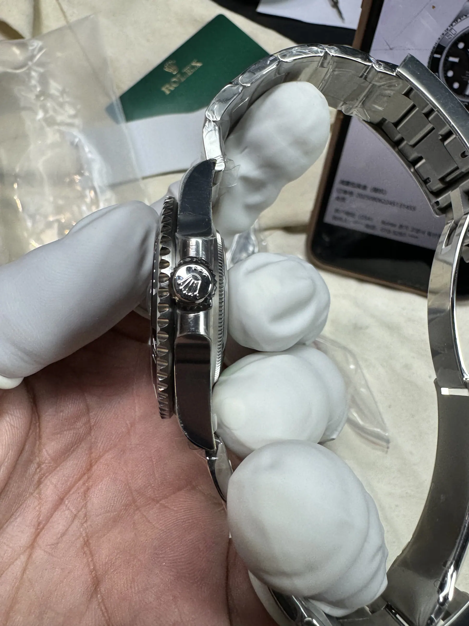 VS | 3235机芯｜41mm l 劳力士潜航者型 126610LN