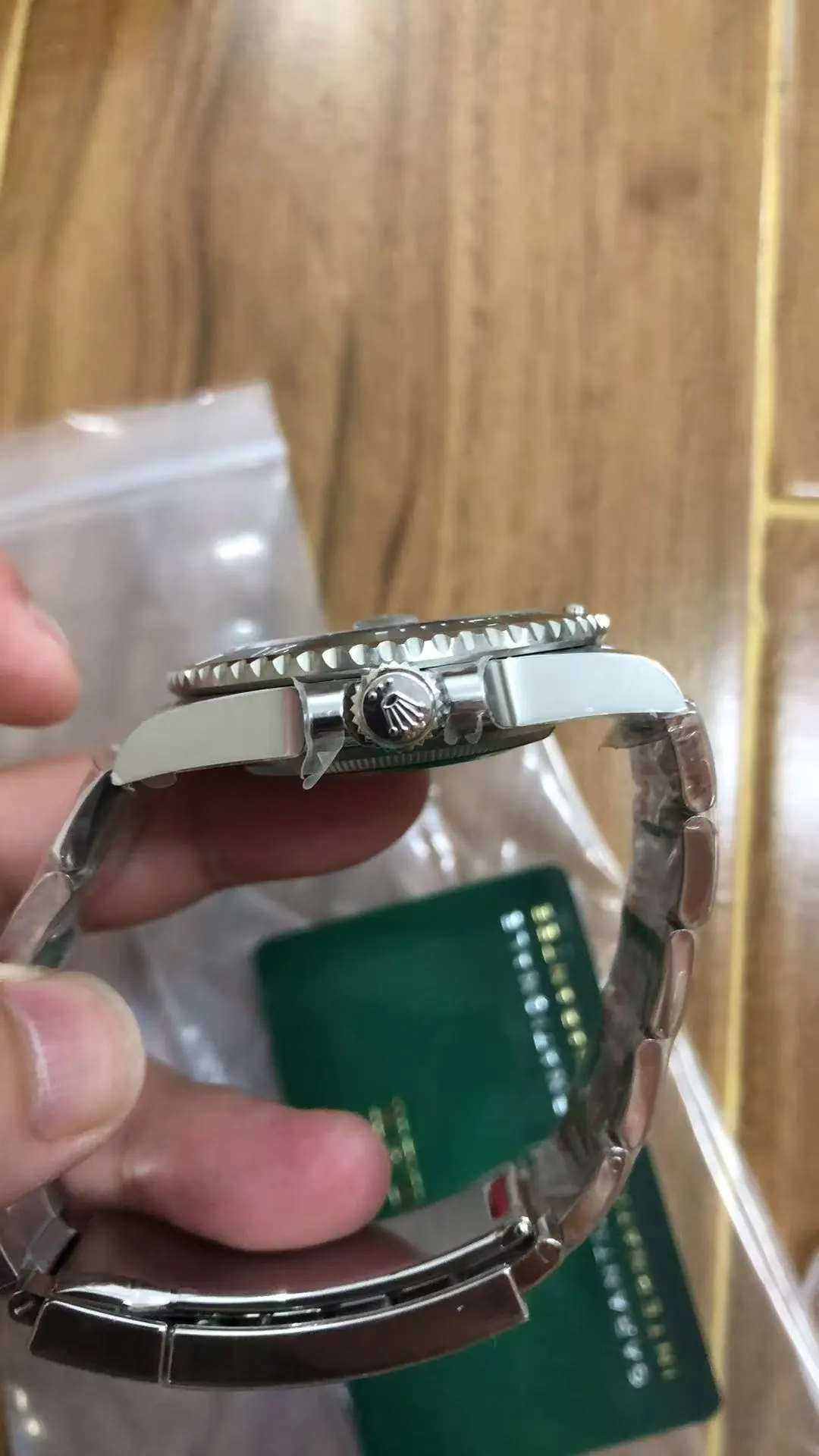 VS | 3235机芯｜41mm l 劳力士潜航者型 126610LN