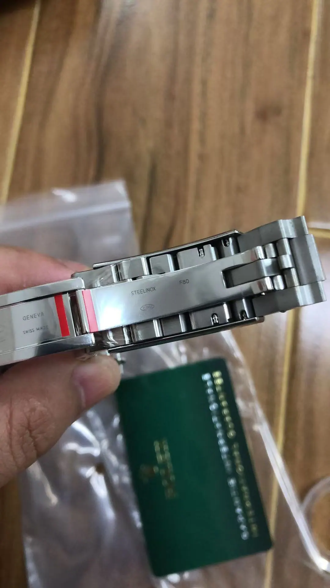 VS | 3235机芯｜41mm l 劳力士潜航者型 126610LN