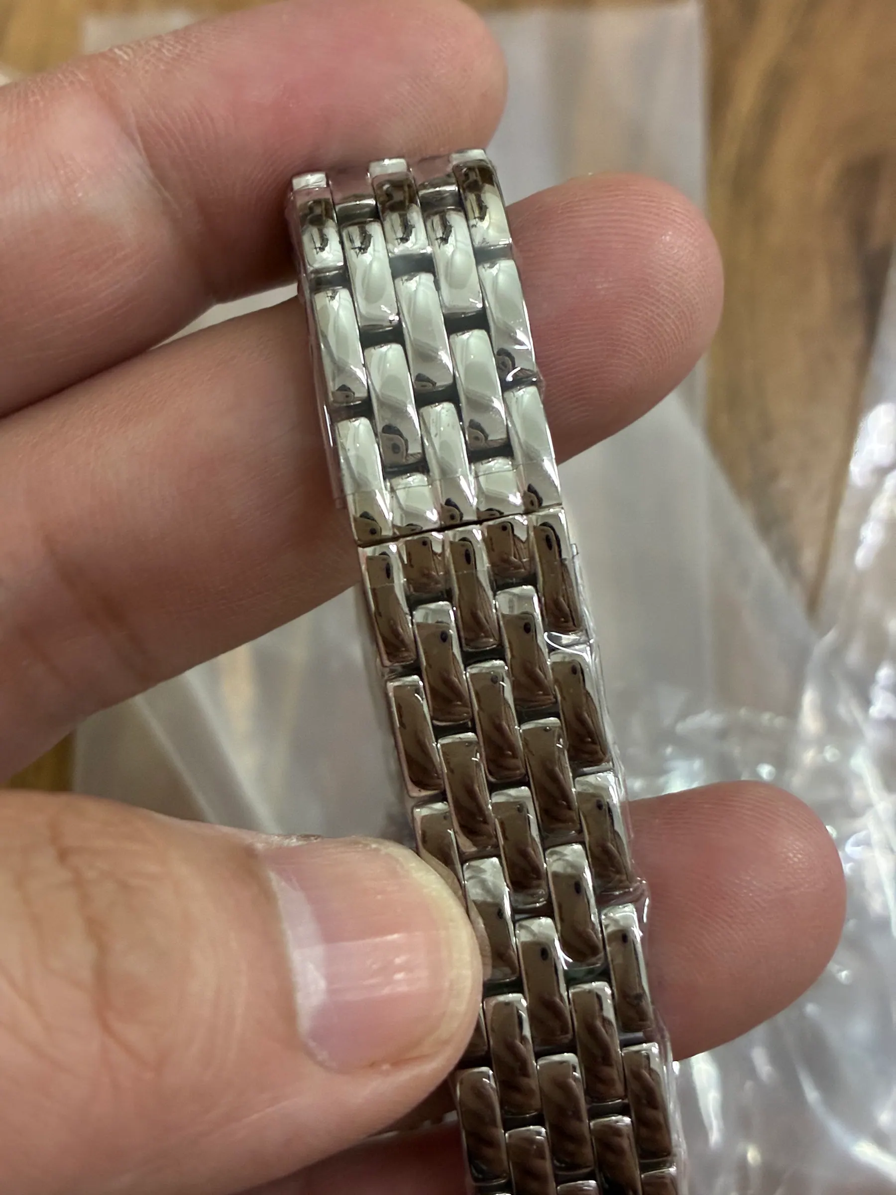 BV | 石英机芯 l 23mm x 30mm l 卡地亚 Panthère Small WSPN0013