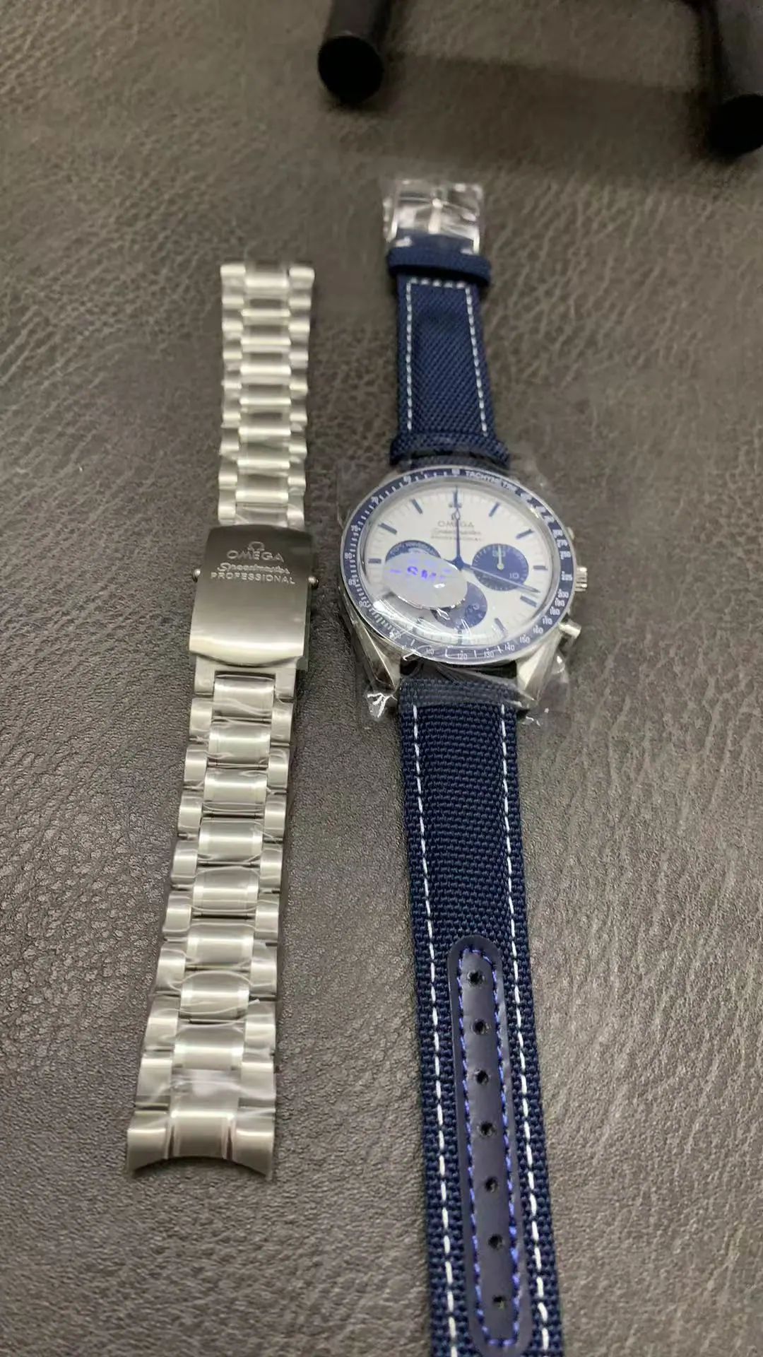 SMF OMEGA Speedmaster Anniversary Series “Silver Snoopy Award” 310.32.42.50.02.001