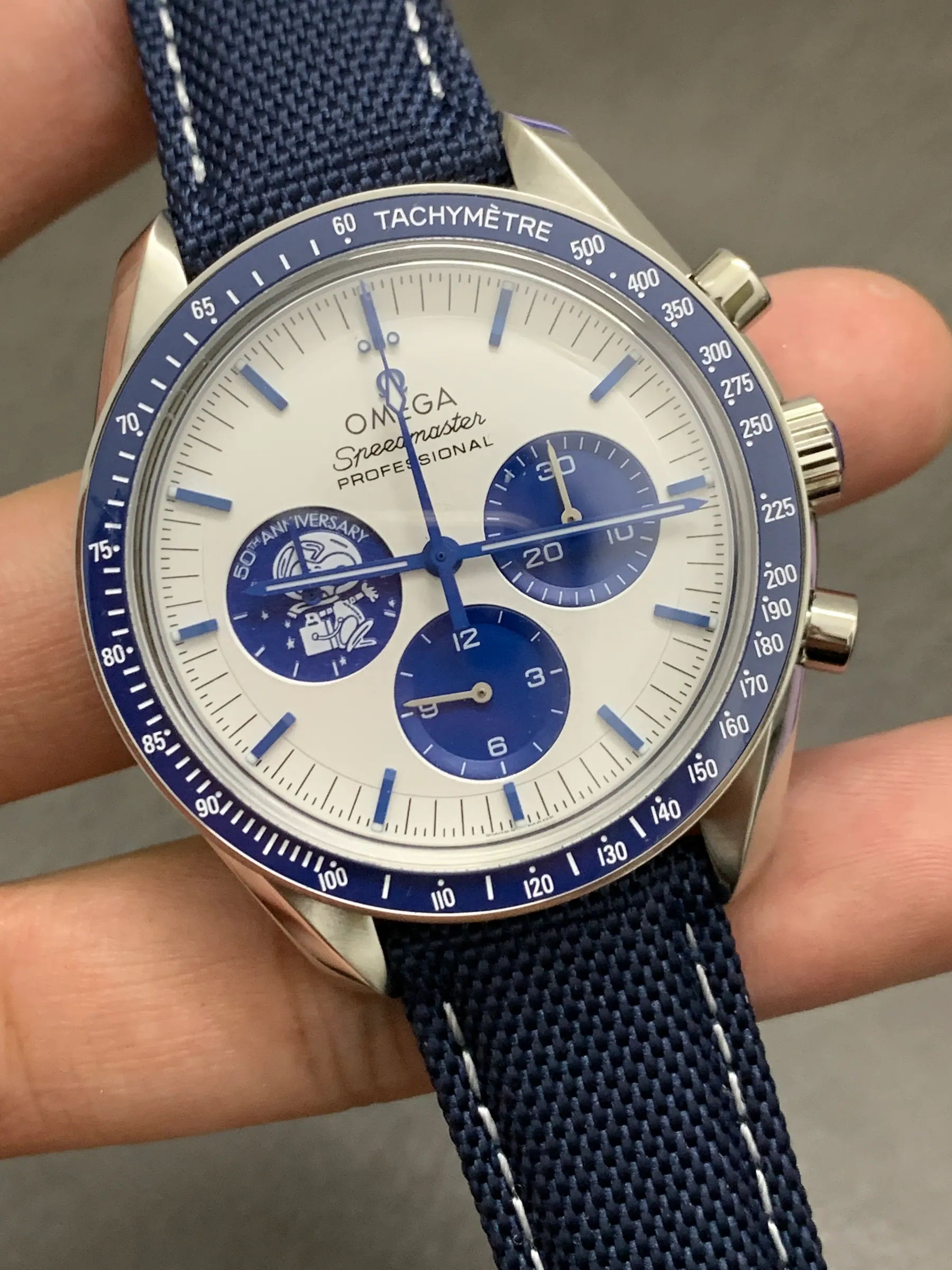 SMF OMEGA Speedmaster Anniversary Series “Silver Snoopy Award” 310.32.42.50.02.001