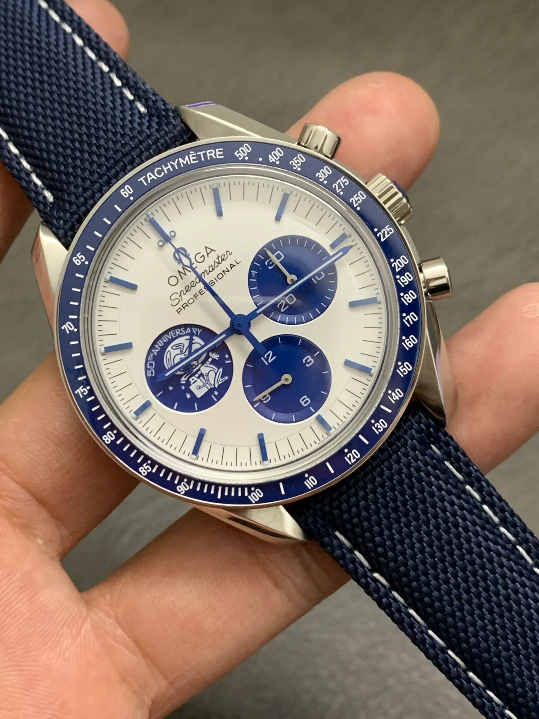 SMF OMEGA Speedmaster Anniversary Series “Silver Snoopy Award” 310.32.42.50.02.001