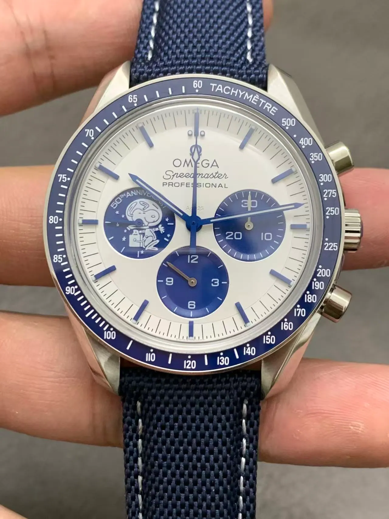 SMF OMEGA Speedmaster Anniversary Series “Silver Snoopy Award” 310.32.42.50.02.001