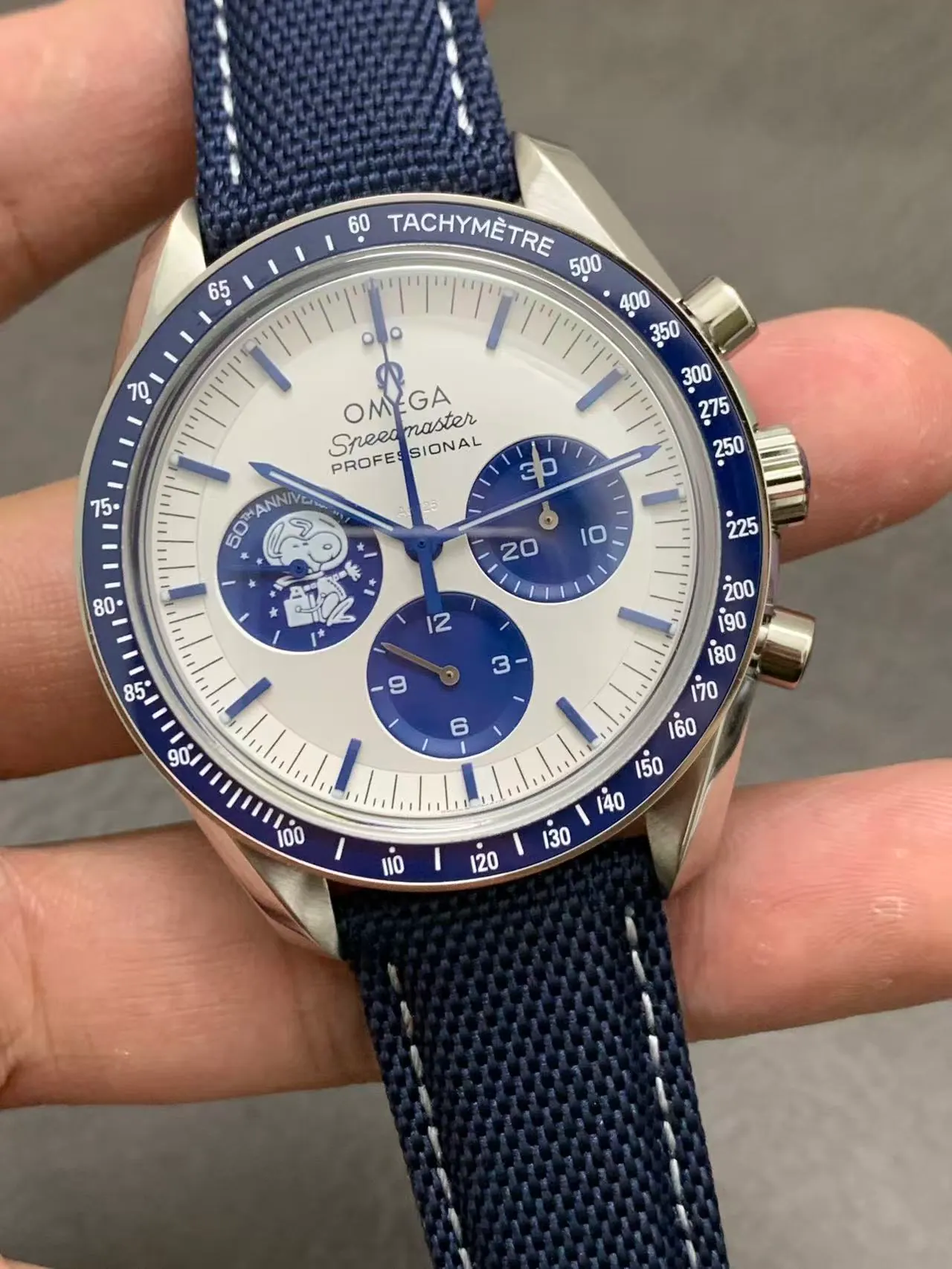 SMF OMEGA Speedmaster Anniversary Series “Silver Snoopy Award” 310.32.42.50.02.001
