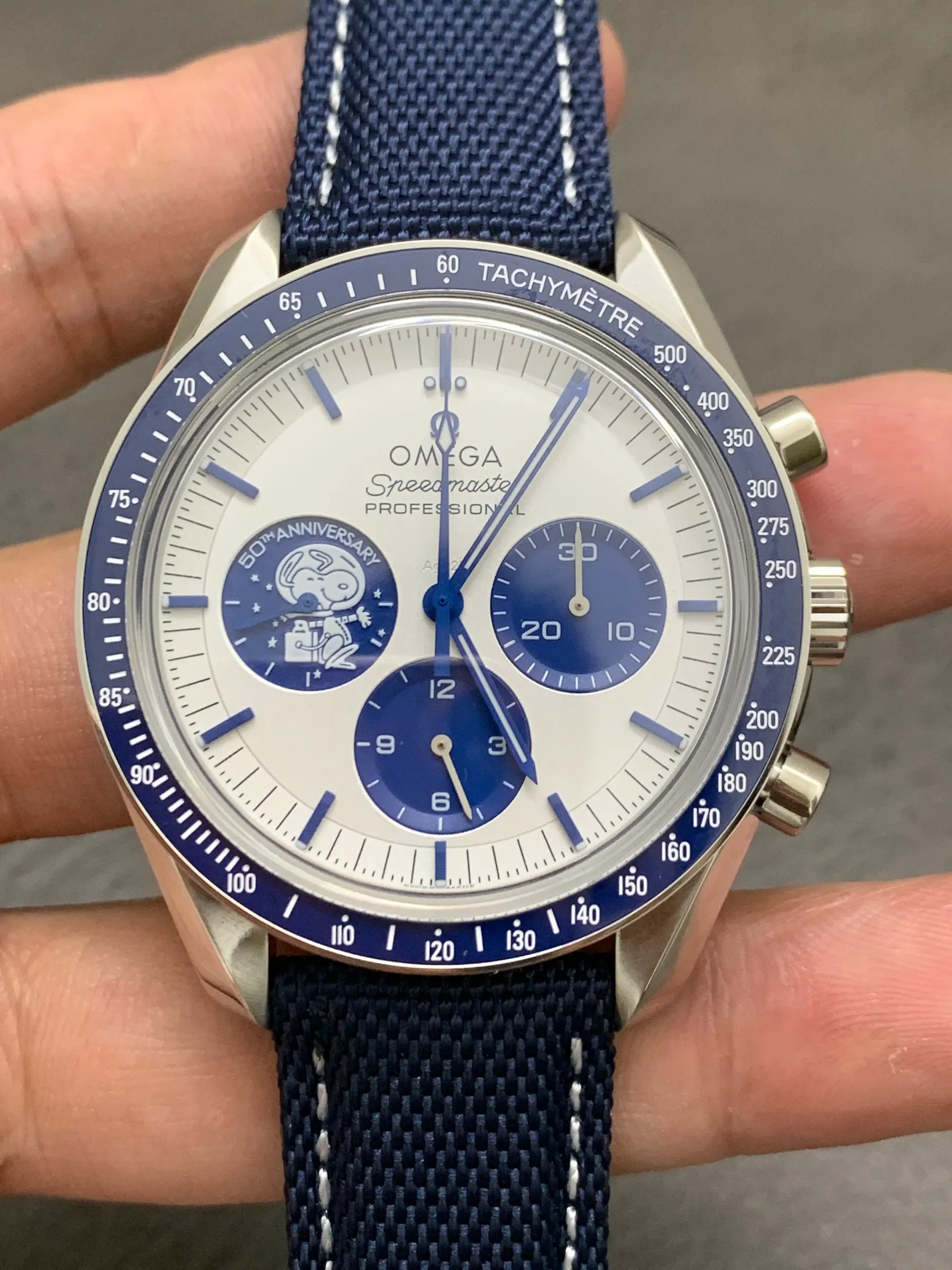 SMF OMEGA Speedmaster Anniversary Series “Silver Snoopy Award” 310.32.42.50.02.001