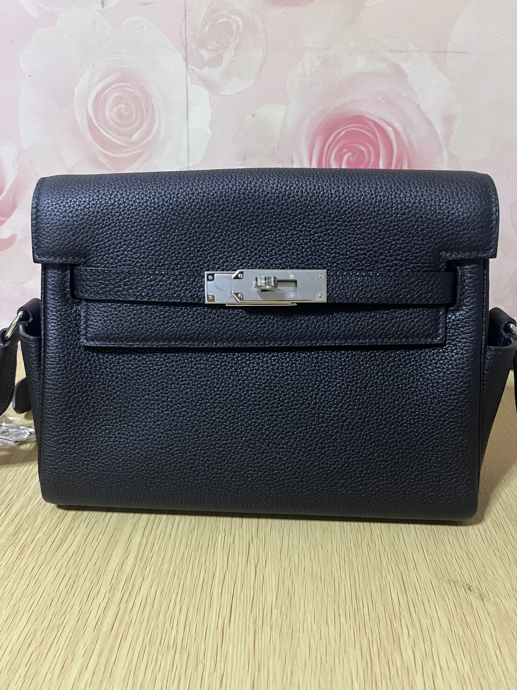 爱马仕 Kelly Messenger PM 25cm