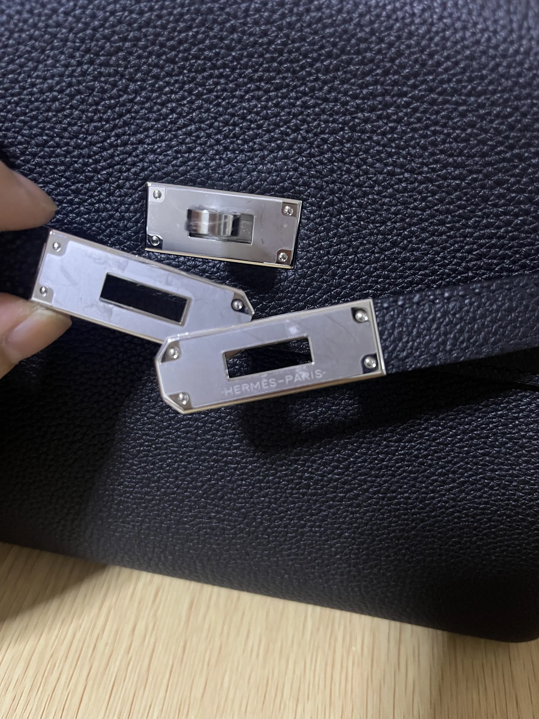 爱马仕 Kelly Messenger PM 25cm