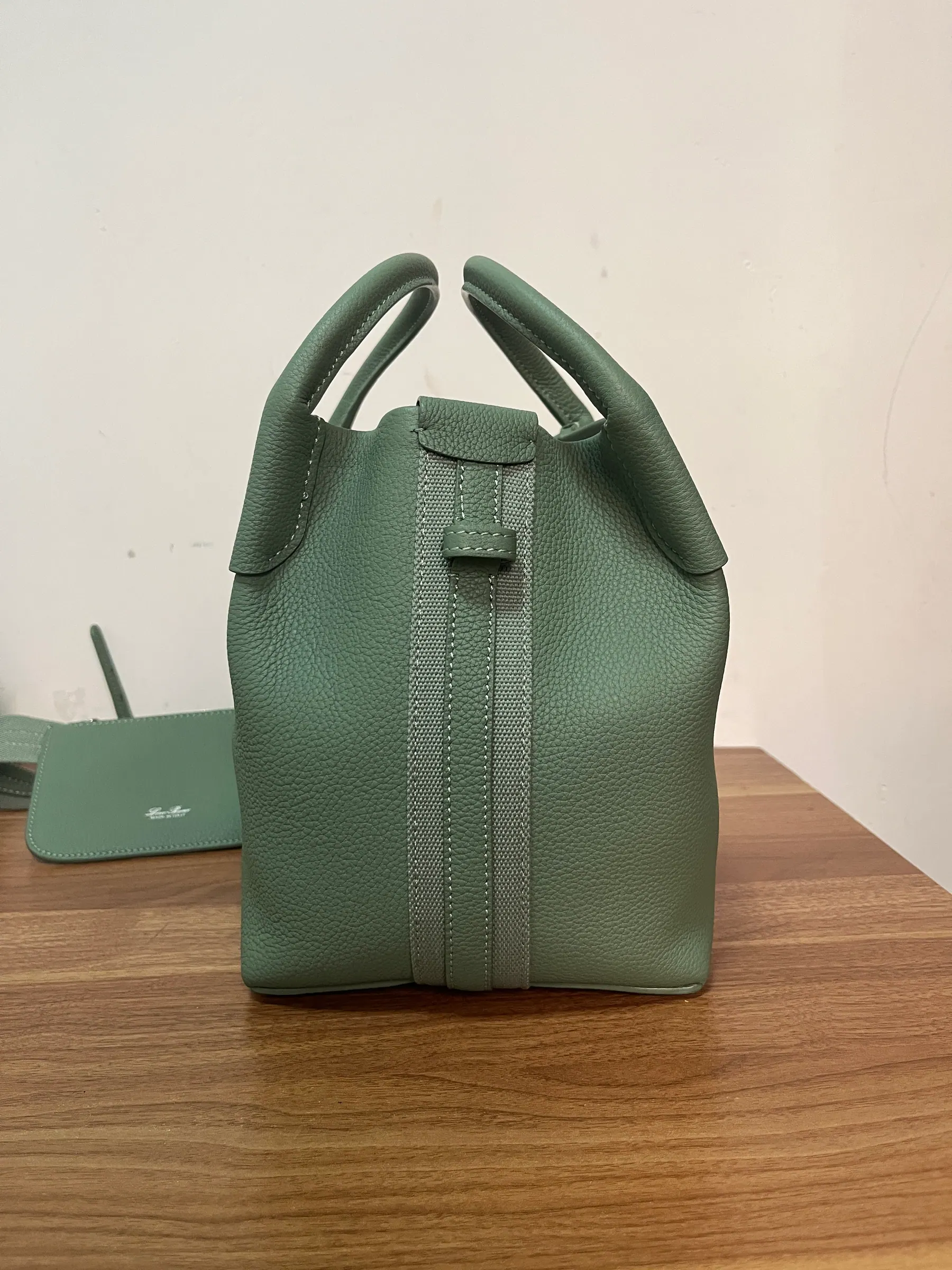 Loro Piana Small Bale 包 17X17X21 cm