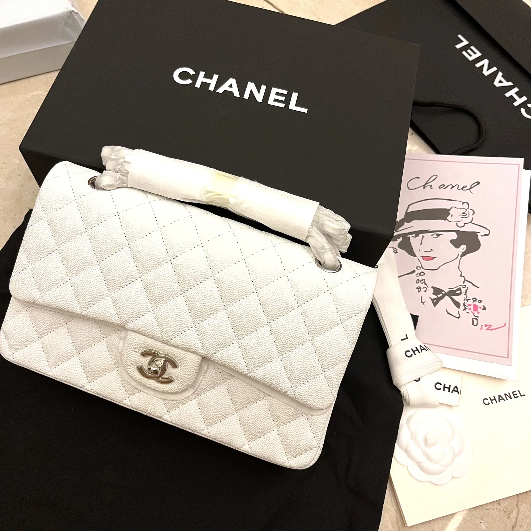 ƆC Classic Caviar Flap Bag Medium 25cm 112
