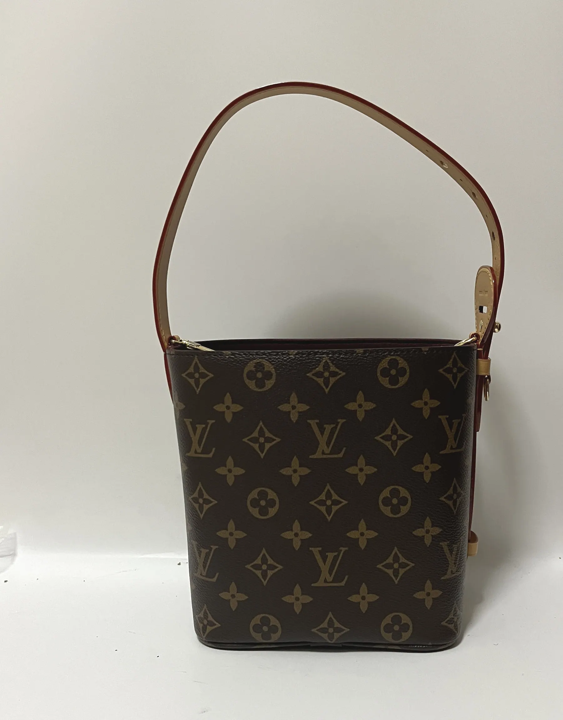 MB ALL IN BB 包 M12925 18 x 12 x 16cm