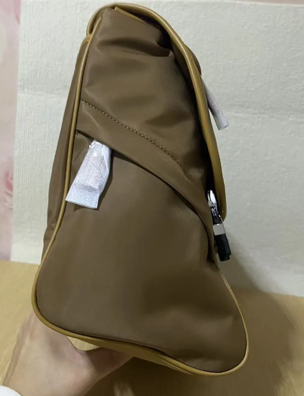 普拉达 2VD052｜大号邮差包 30x27.5x14.5cm