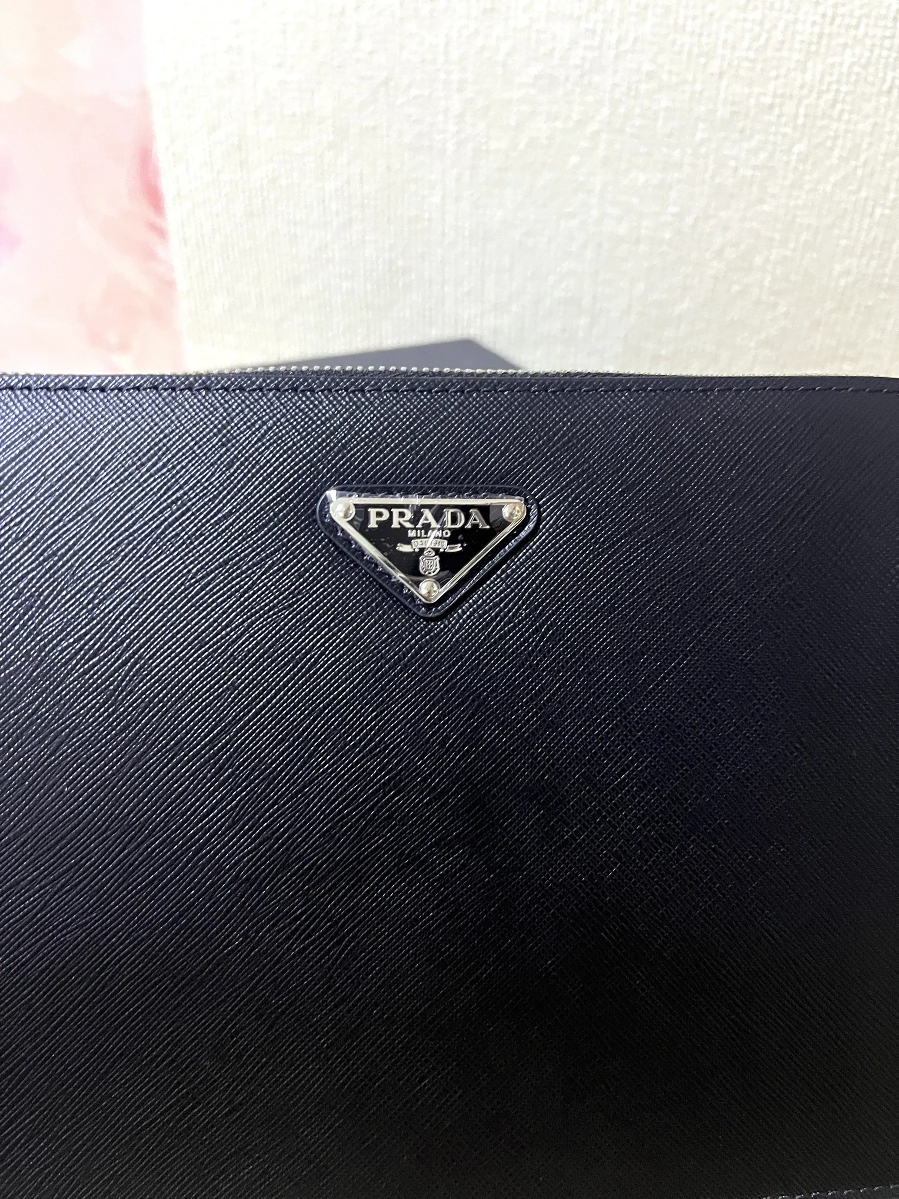 普拉达 Saffiano 手拿包 收纳包 2VF056 17*5*26.5cm