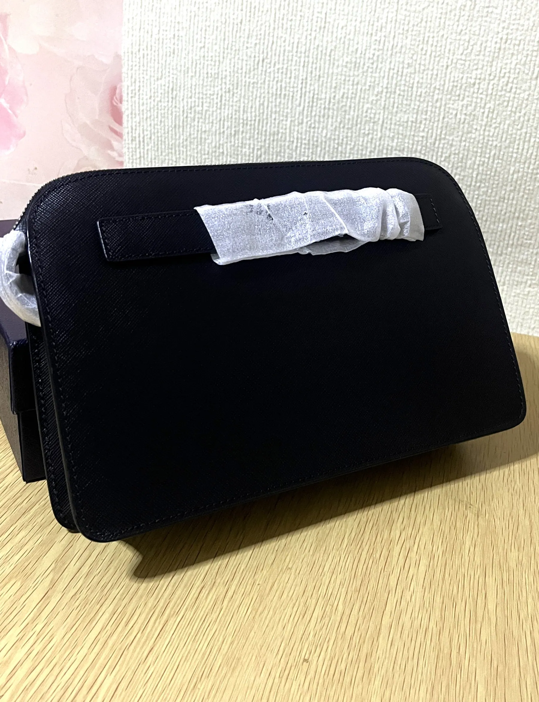 普拉达 Saffiano 手拿包 收纳包 2VF056 17*5*26.5cm