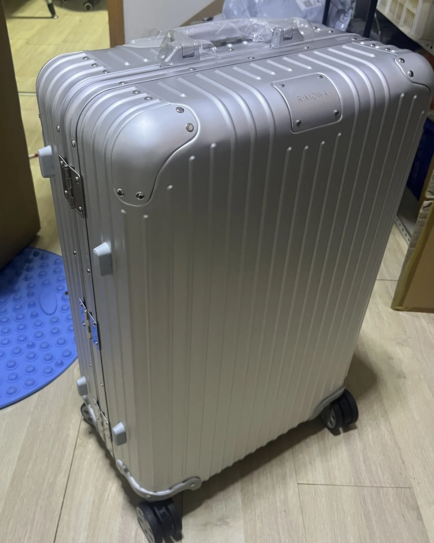RIMOWA Original 托运箱 M 69x44x27.5cm