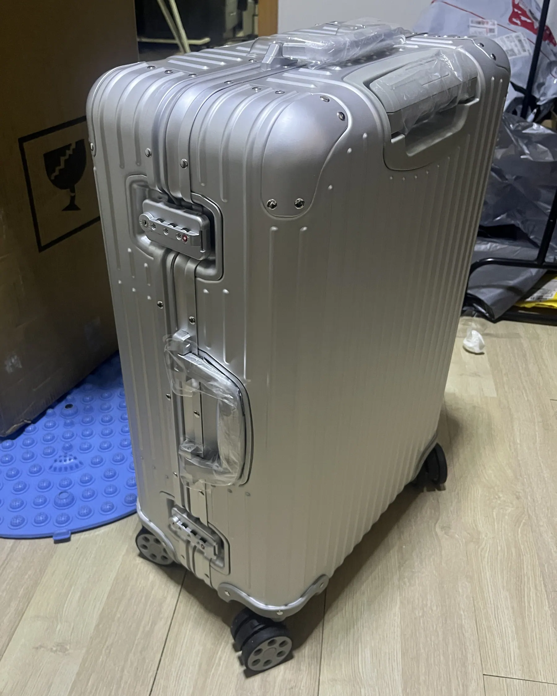 RIMOWA Original 托运箱 M 69x44x27.5cm