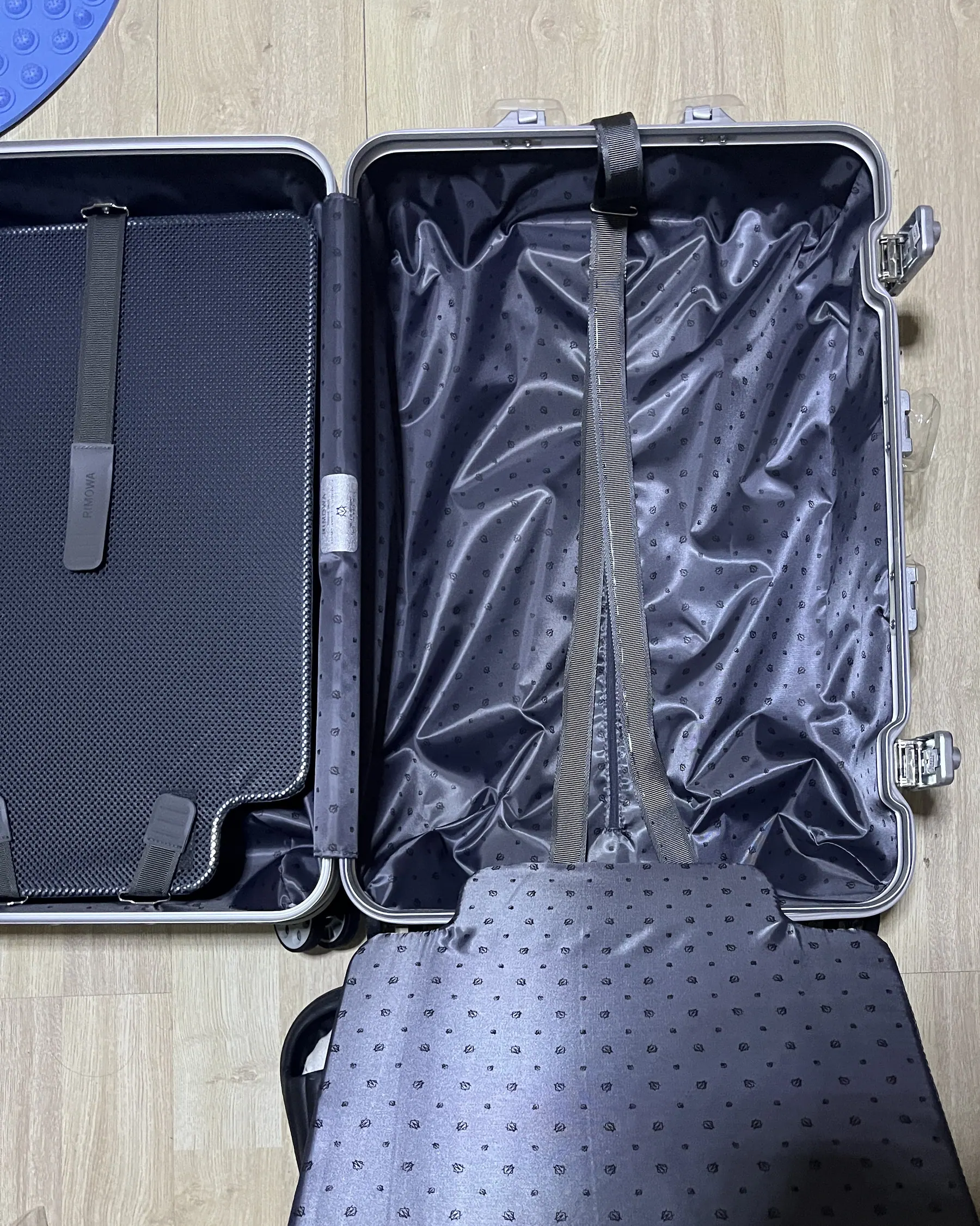RIMOWA Original 托运箱 M 69x44x27.5cm
