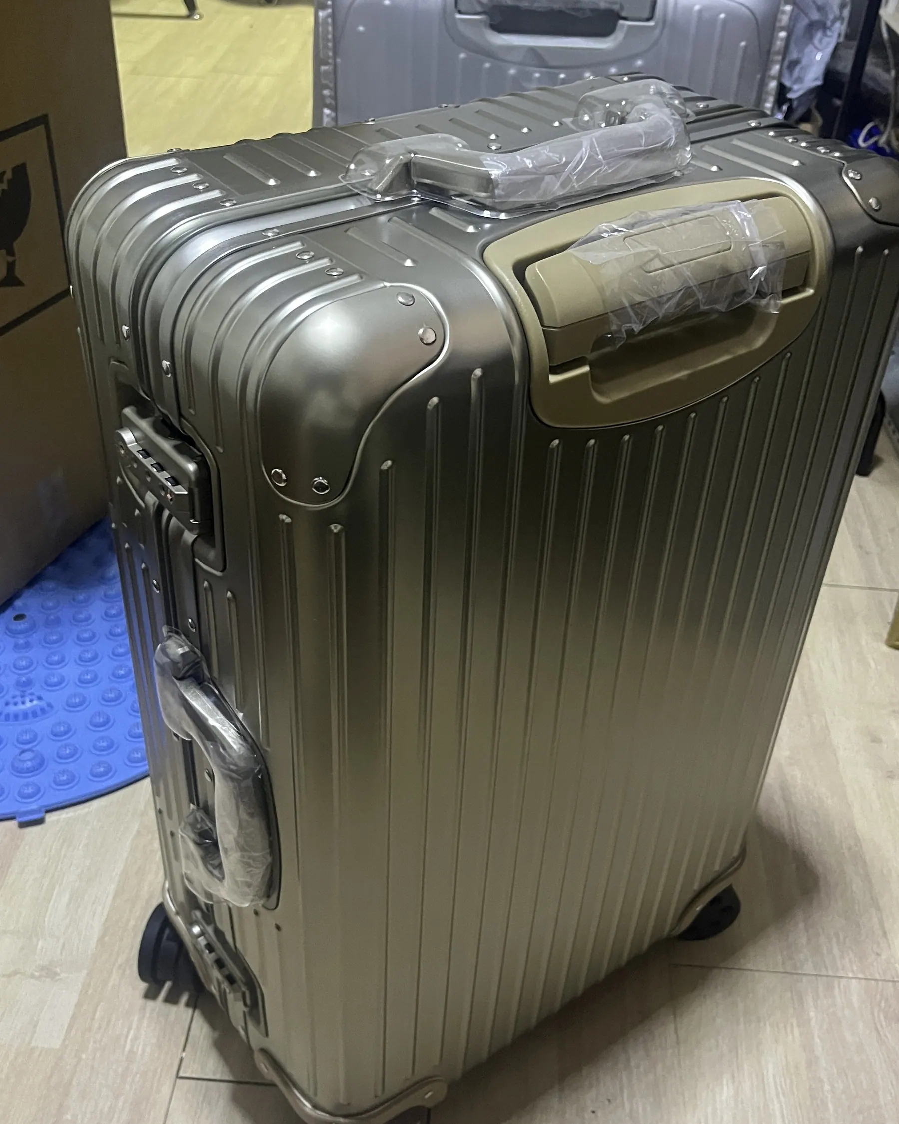 RIMOWA Original Check-In M 69X44X27.5cm