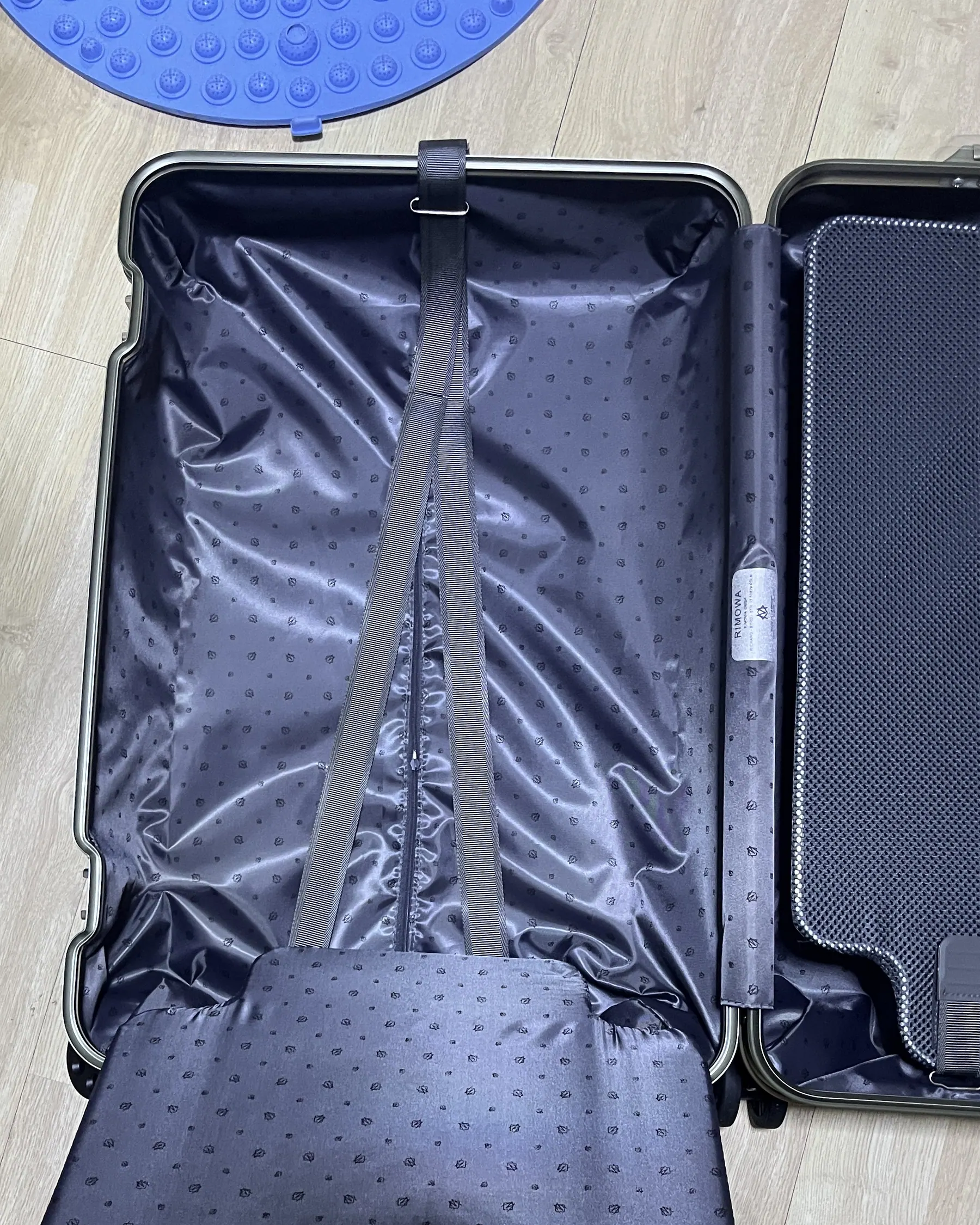RIMOWA Original Check-In M 69X44X27.5cm