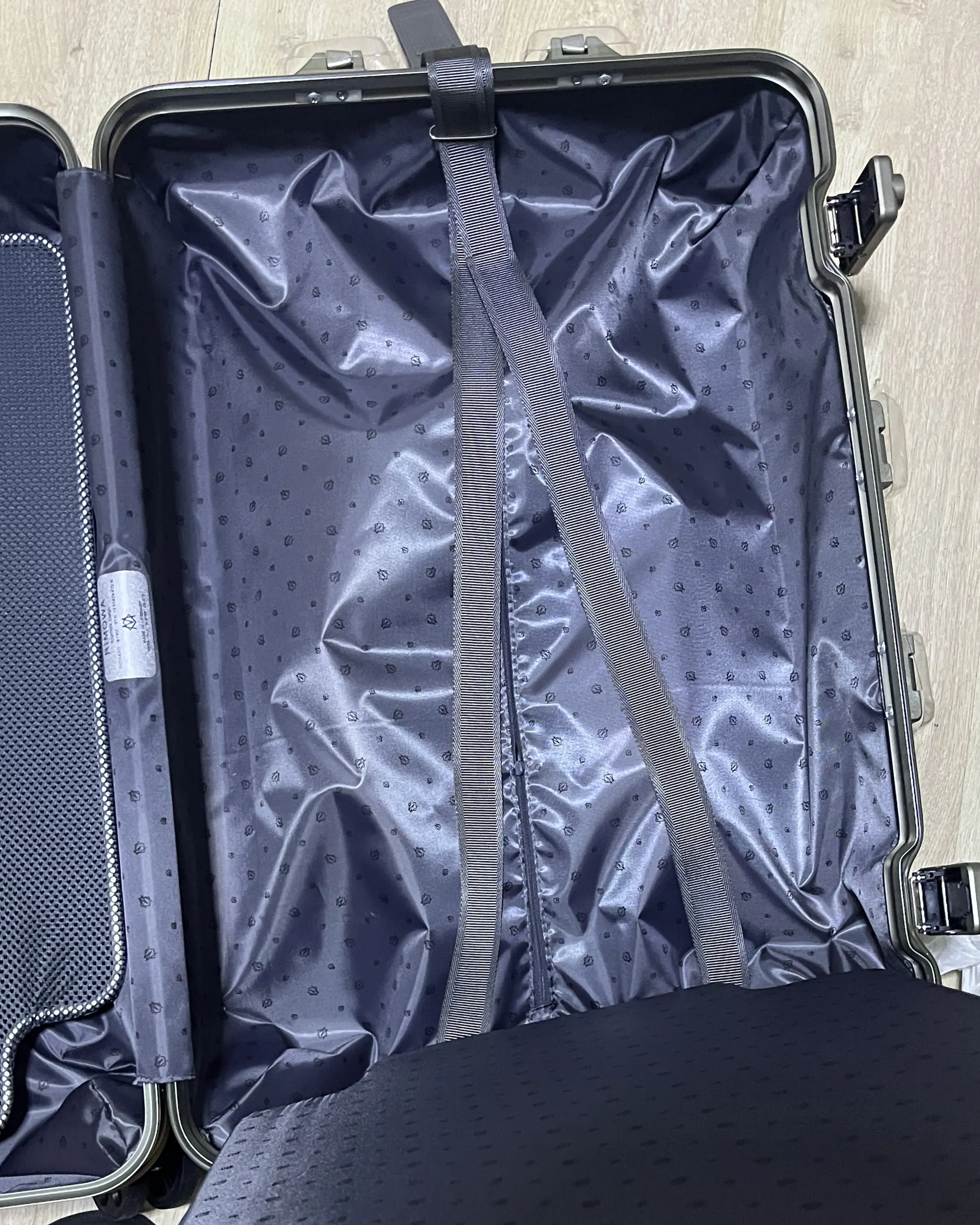 RIMOWA Original Check-In M 69X44X27.5cm
