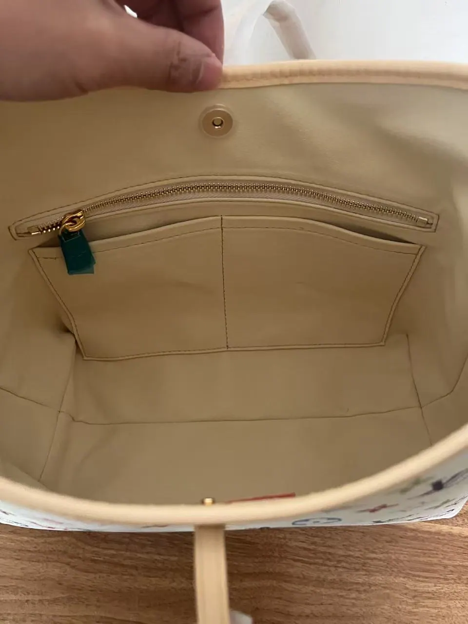 MB 路易威登顶提包 LV x TM CarryAll PM M13661 24 x 12 x 29cm
