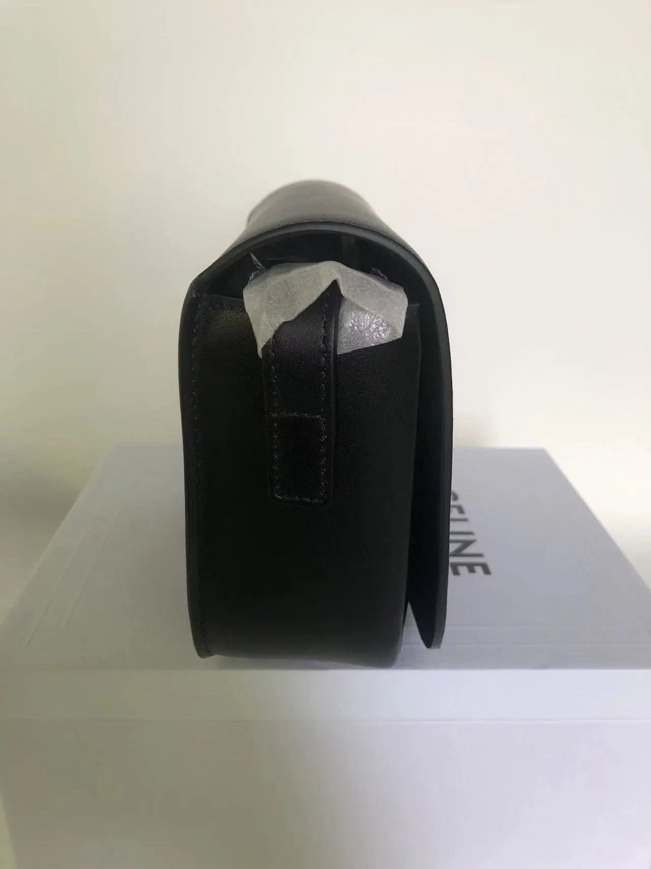 Celine Cuir Triomphe Folco 斜挎包 198263 18.5×8×15