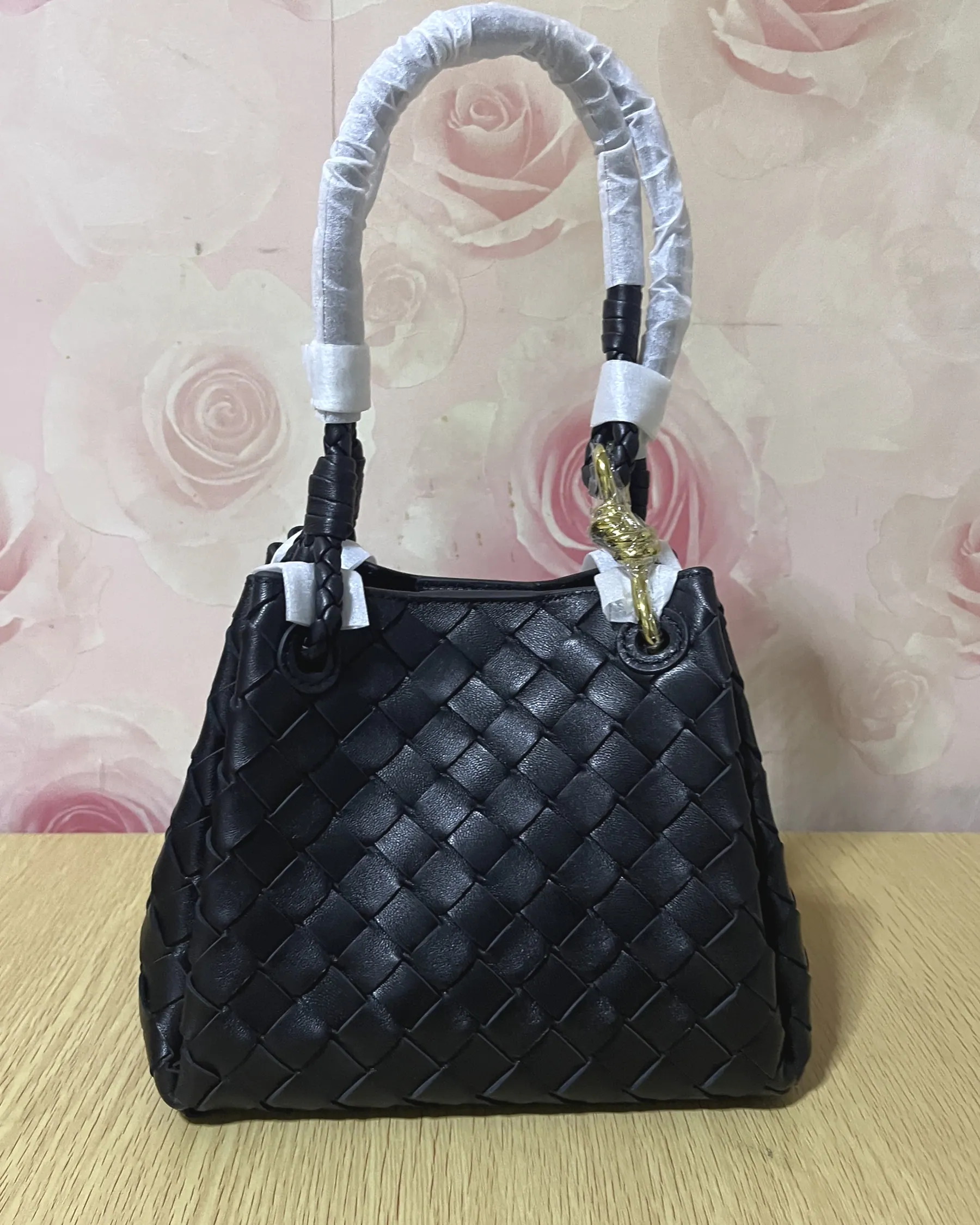 Bottega Veneta 小号 Parachute 826220 21*17*16cm
