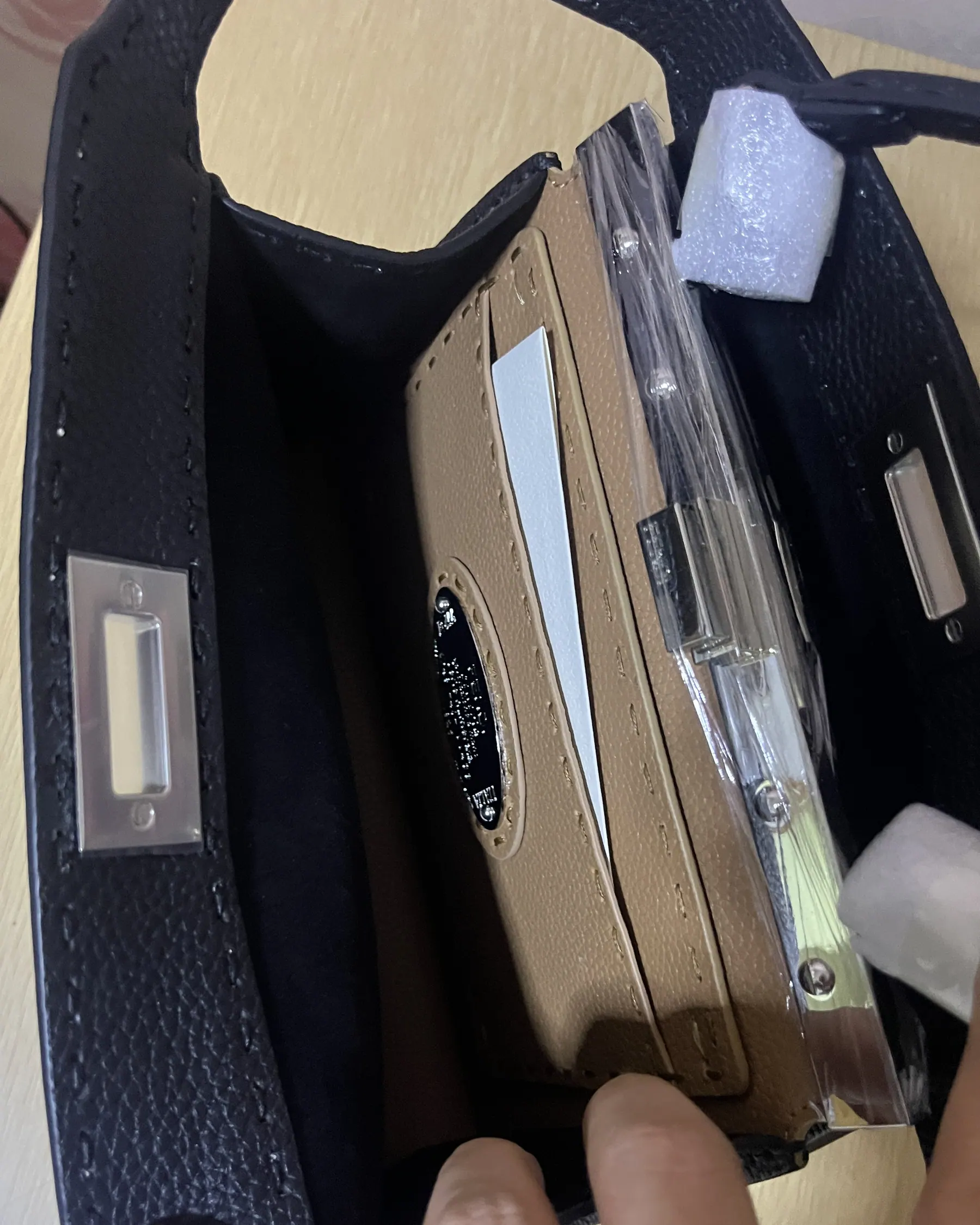 FENDI 小号 Peekaboo ISeeU 27*9.5*21cm