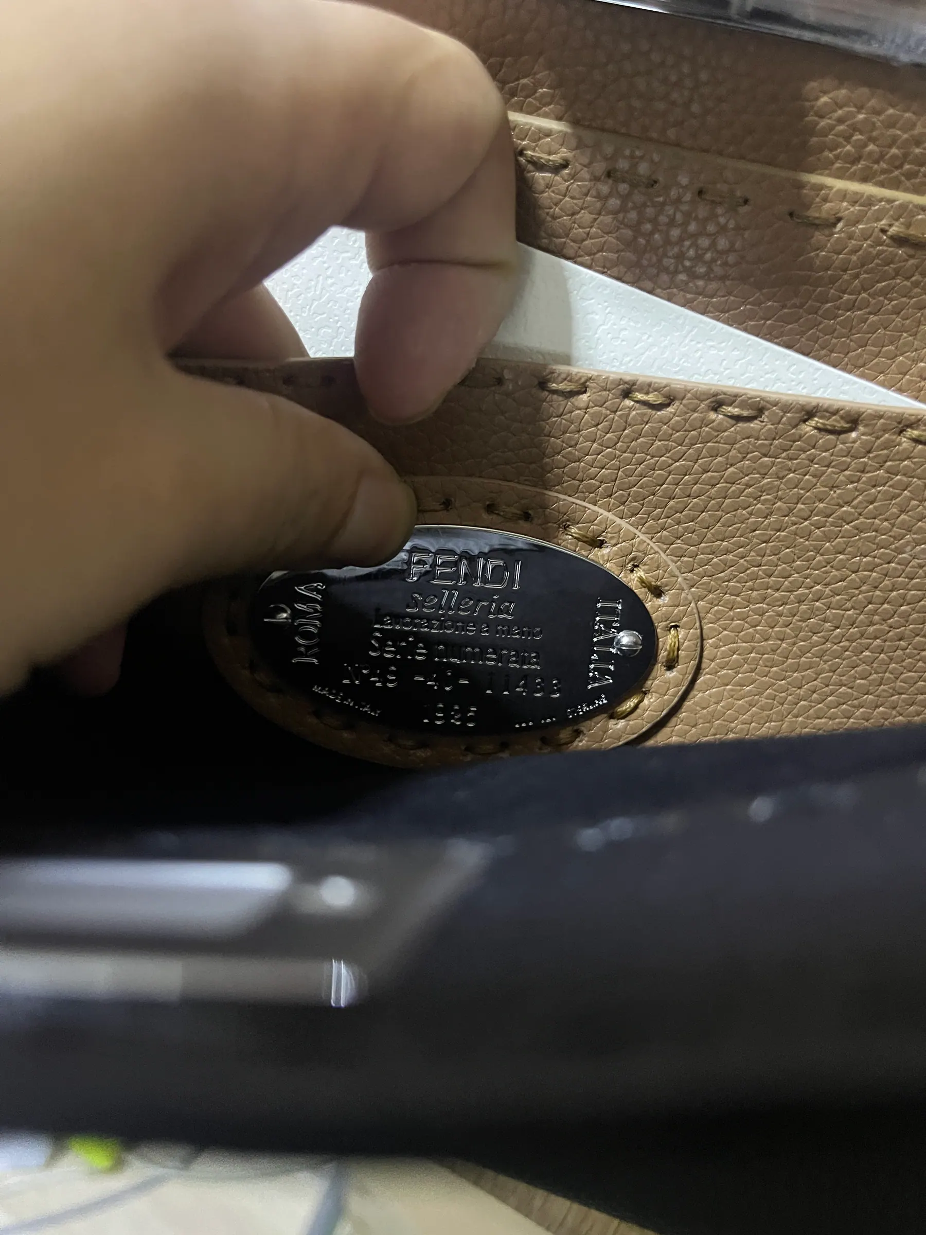 FENDI 小号 Peekaboo ISeeU 27*9.5*21cm