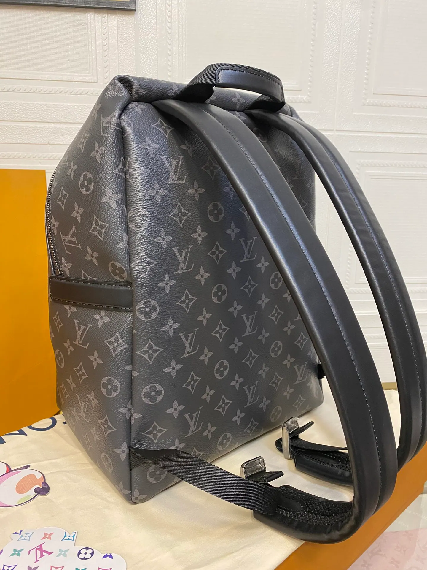 路易威登 Discovery 双肩包 PM M43186 30.0 x 40.0 x 20.0cm