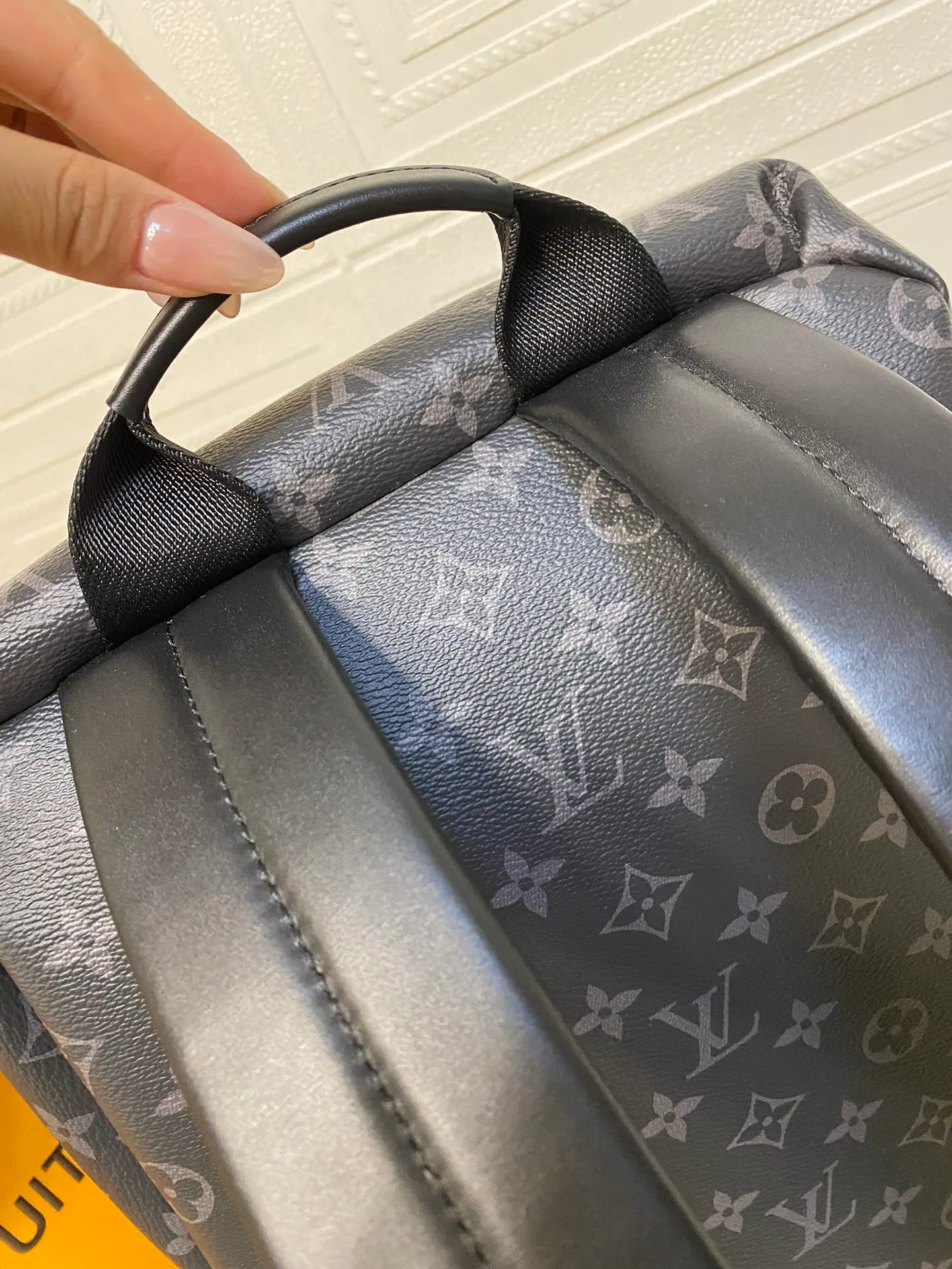 路易威登 Discovery 双肩包 PM M43186 30.0 x 40.0 x 20.0cm