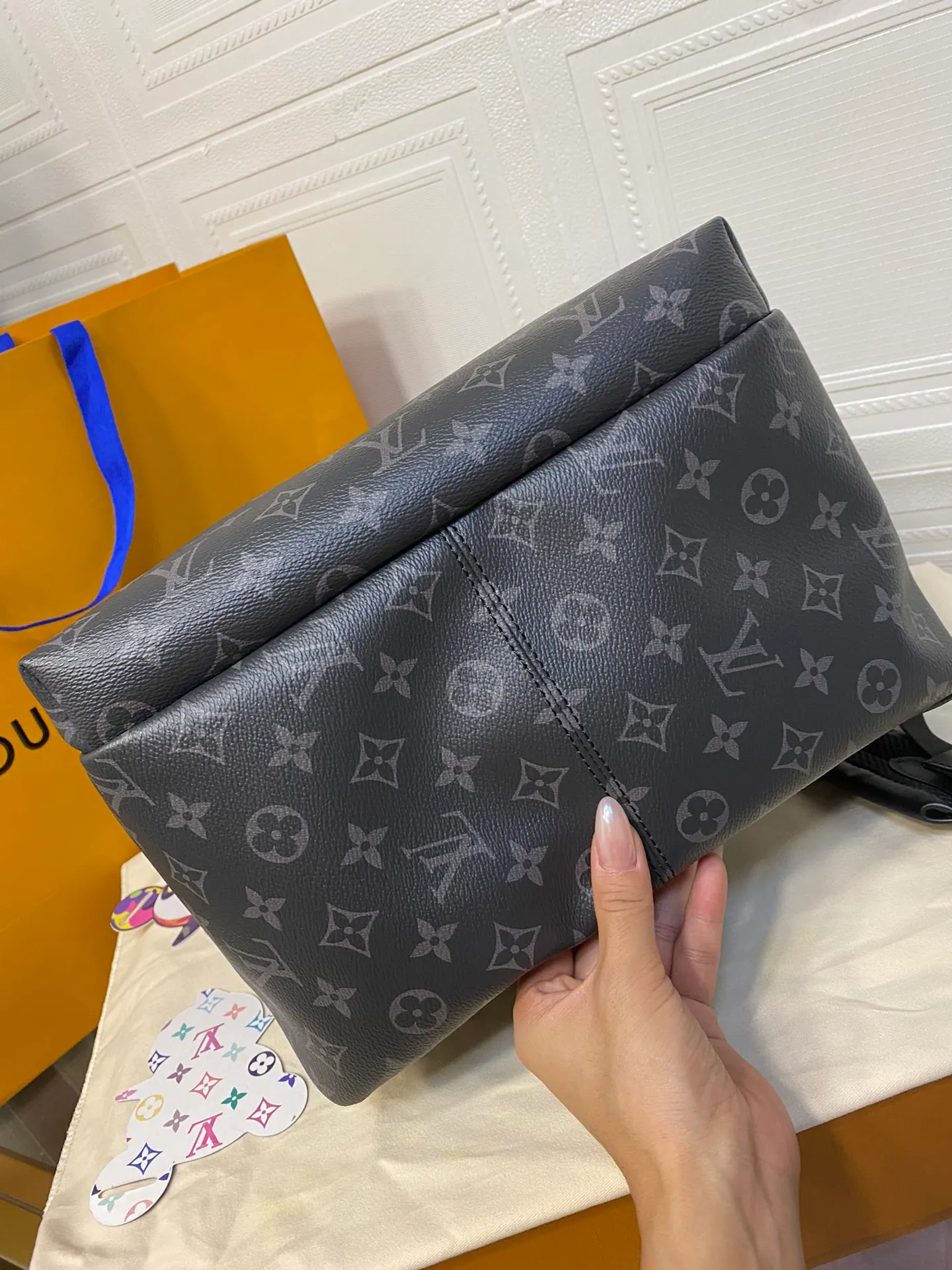 路易威登 Discovery 双肩包 PM M43186 30.0 x 40.0 x 20.0cm