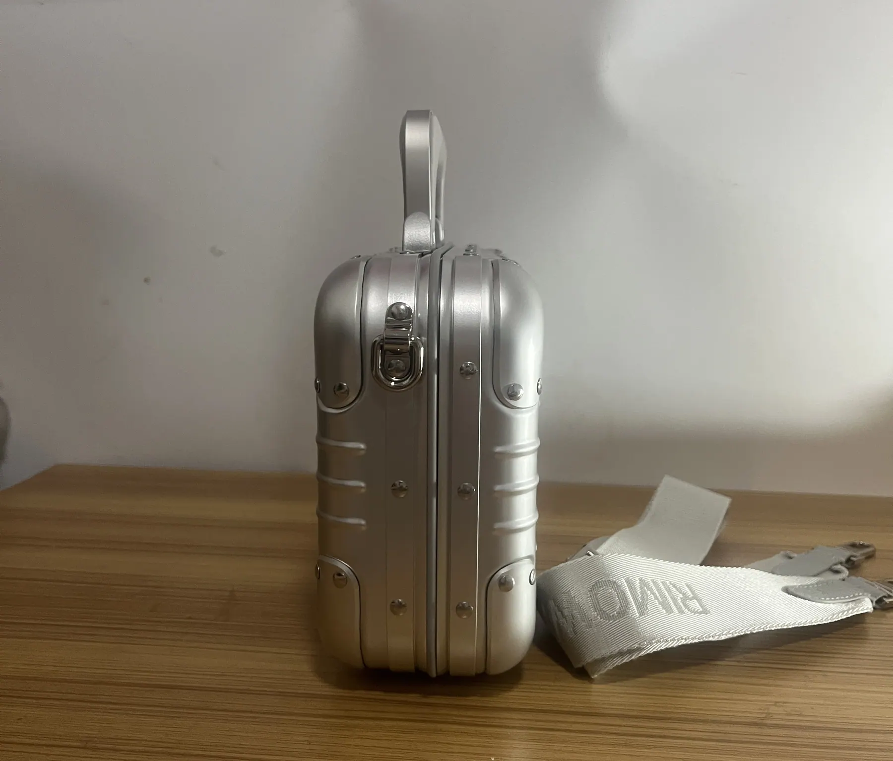 RIMOWA Original Bag 铝镁合金 19号斜挎包