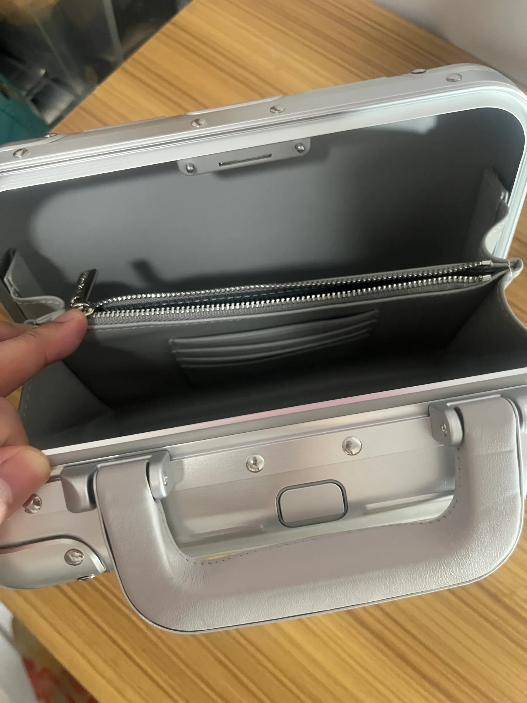 RIMOWA Original Bag 铝镁合金 19号斜挎包