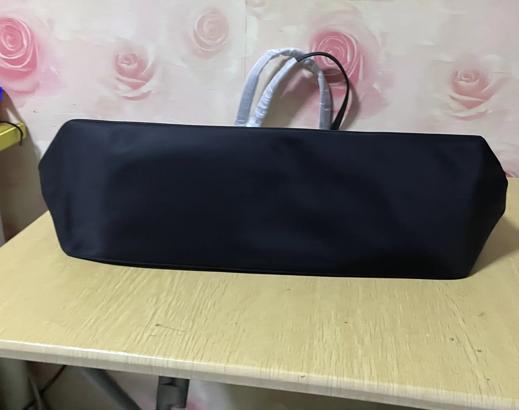 普拉达 Re-Edition 1978 中号再生尼龙托特包 1BG555 35x26x15cm