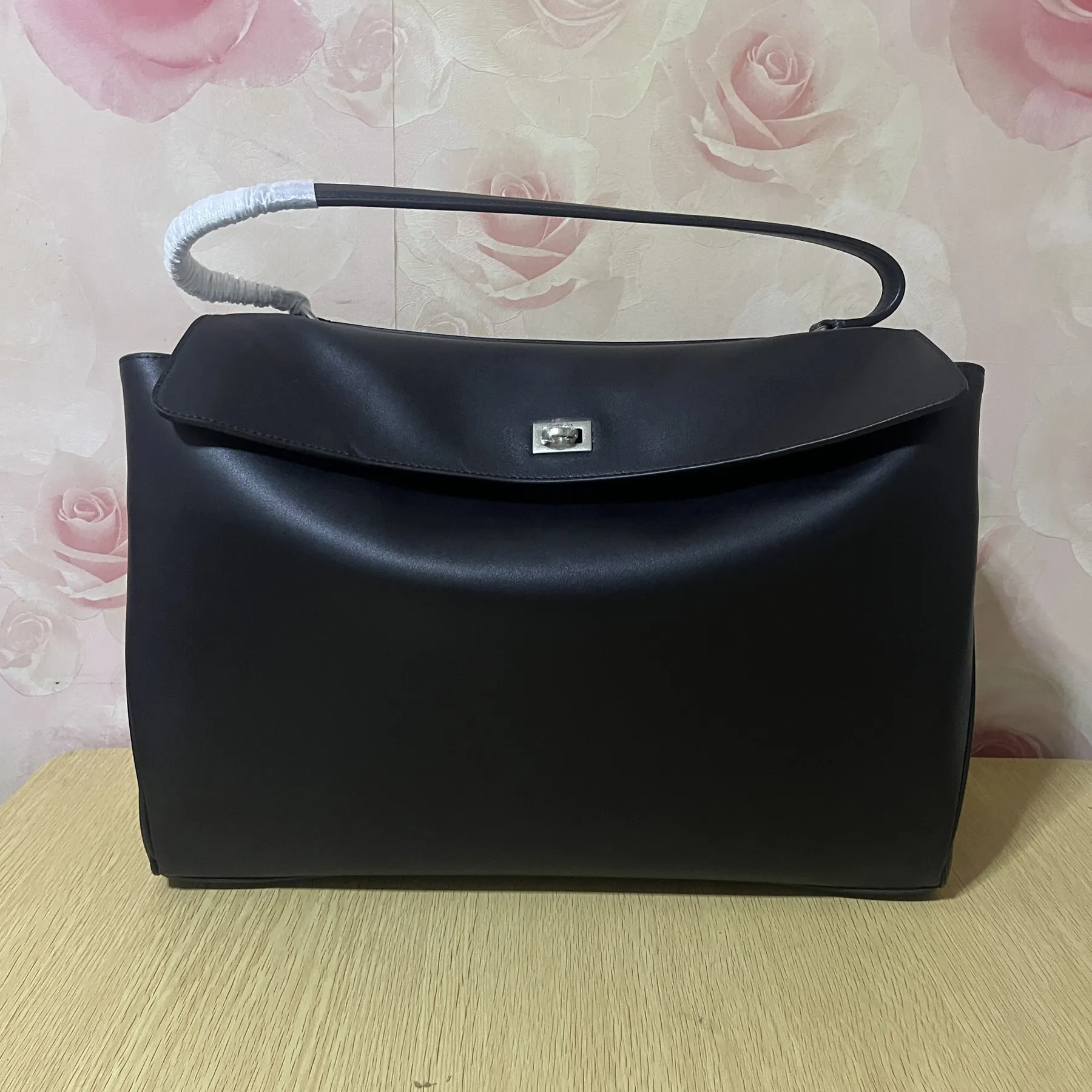 Balenciaga Rodeo 大号 40x30x13cm