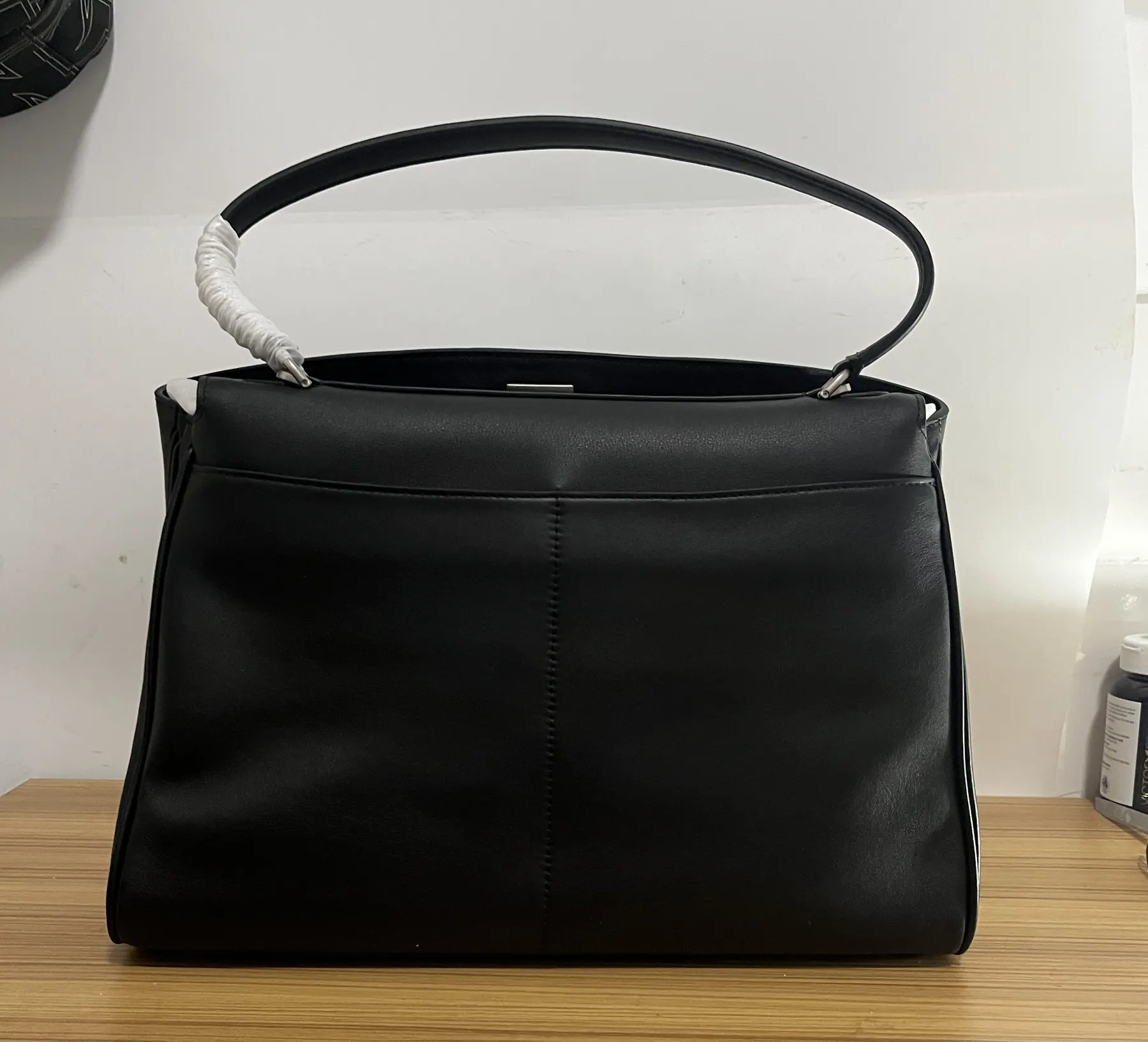 Balenciaga Rodeo 中号 35x23.3x10.9cm