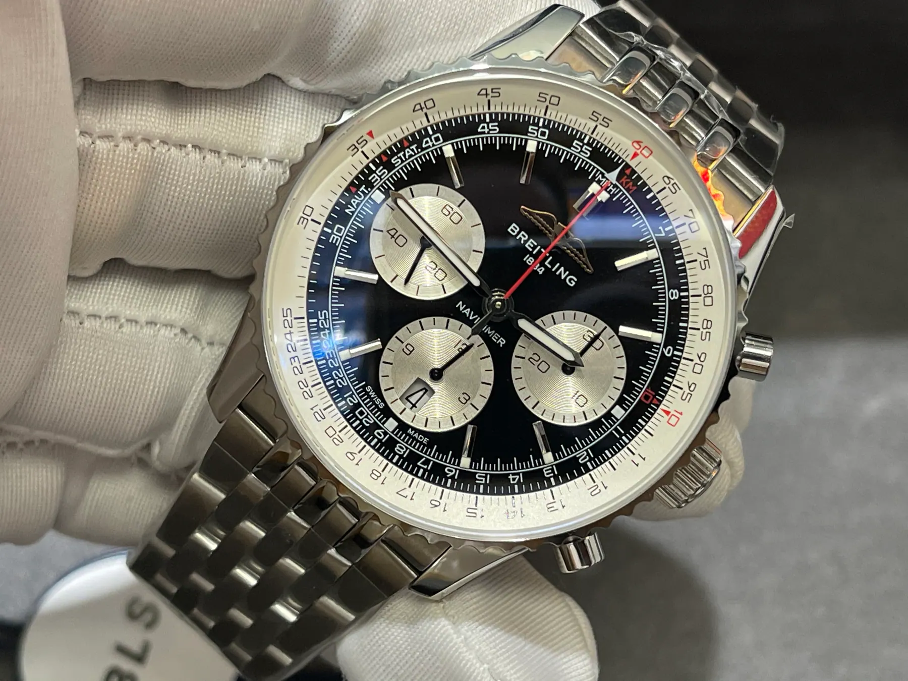 BLS l 43mm l 百年灵 Navitimer B01