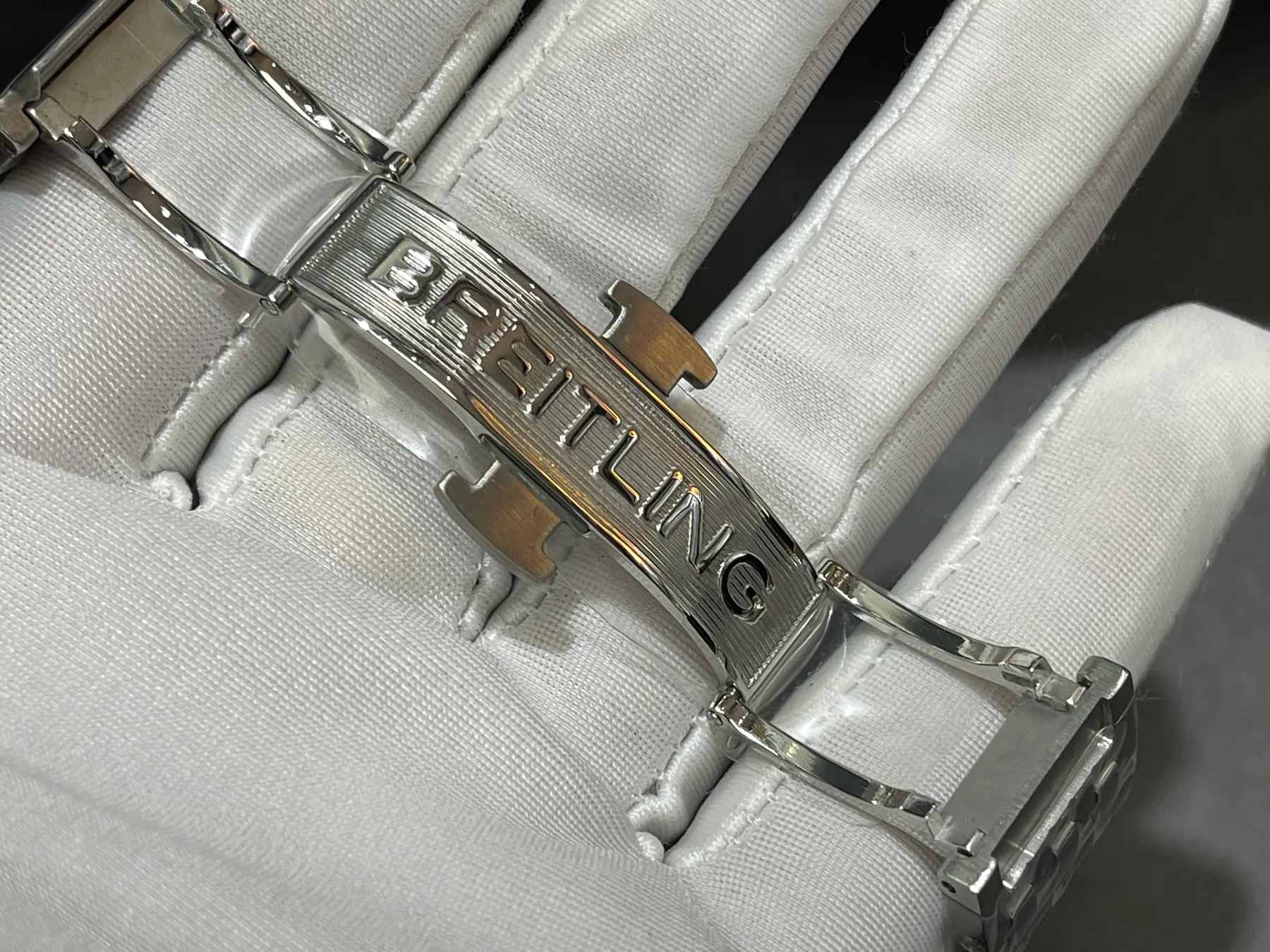 BLS l 43mm l 百年灵 Navitimer B01
