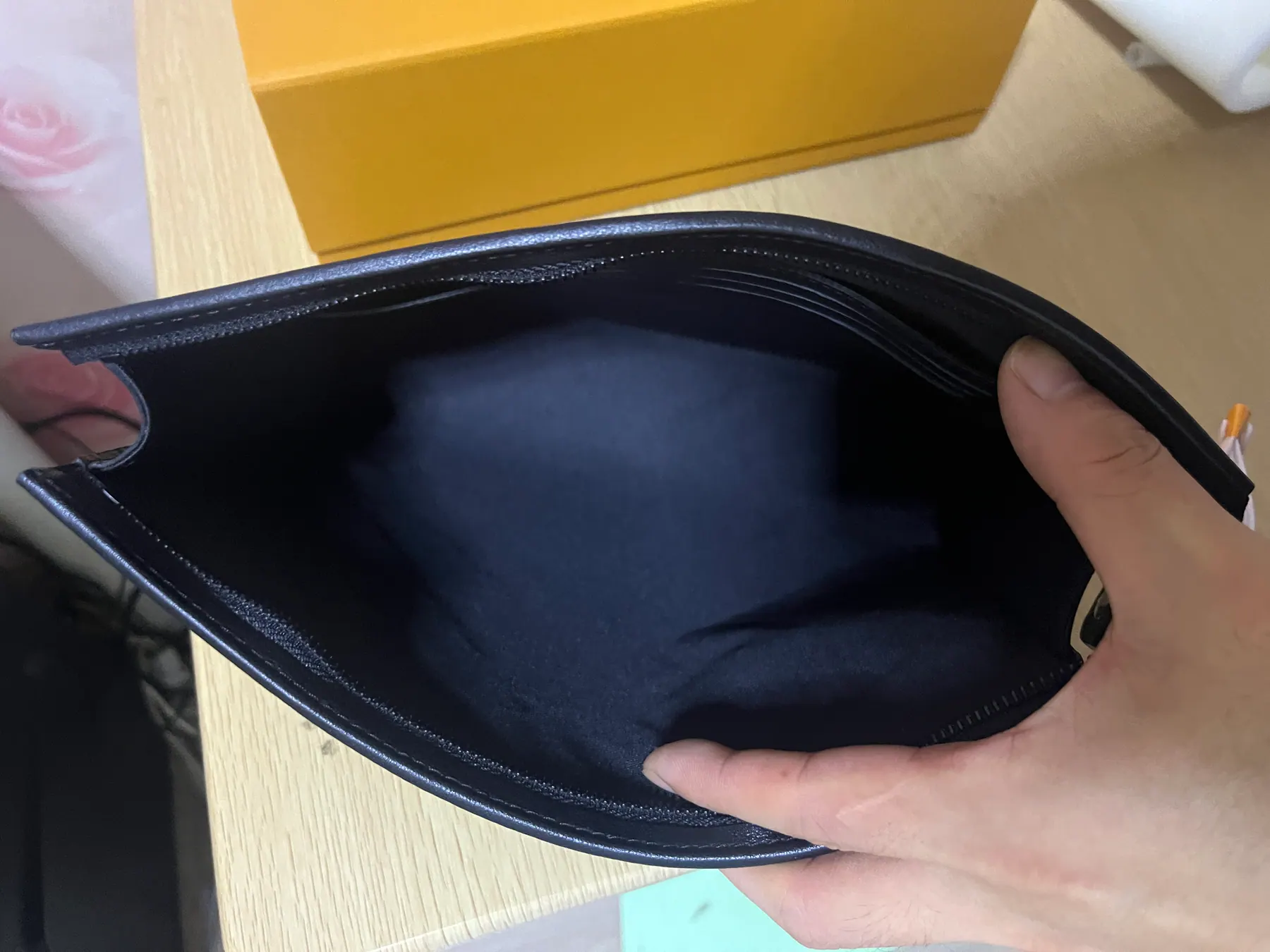 路易威登 Pochette To Go 中号手拿包 M61692 27 x 21 x 6cm