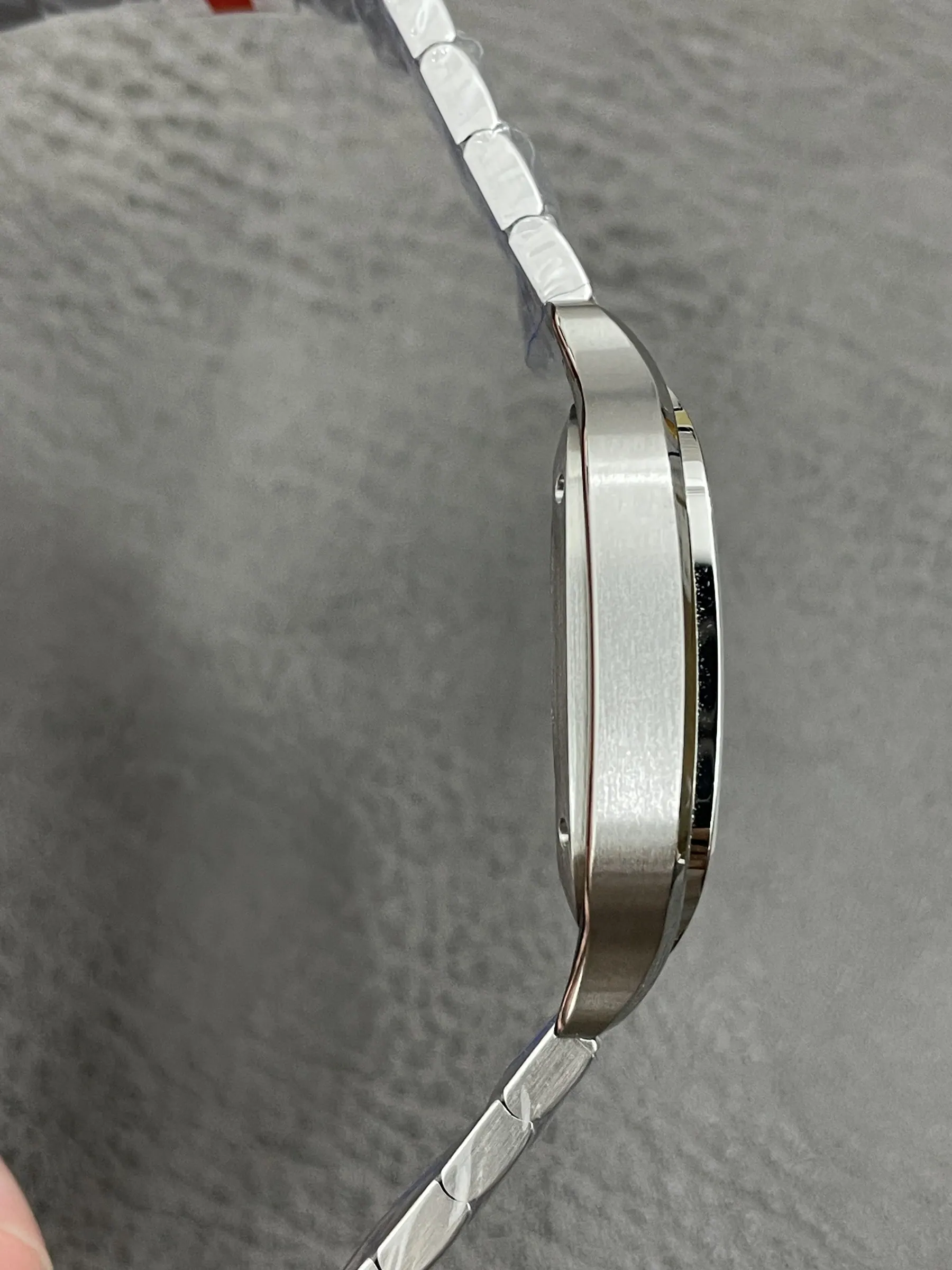 BV | 卡地亚 Santos 中号｜35.1mm｜WSSA0029｜9015 机芯