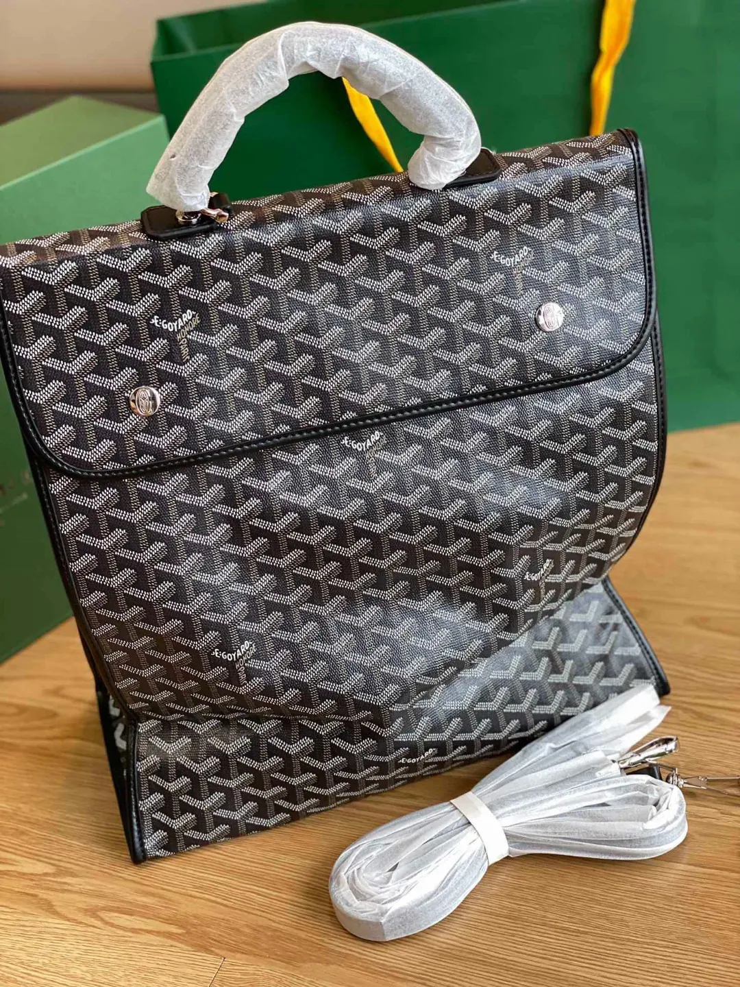 Goyard Saint Léger 可折叠双肩包 33*35*16cm