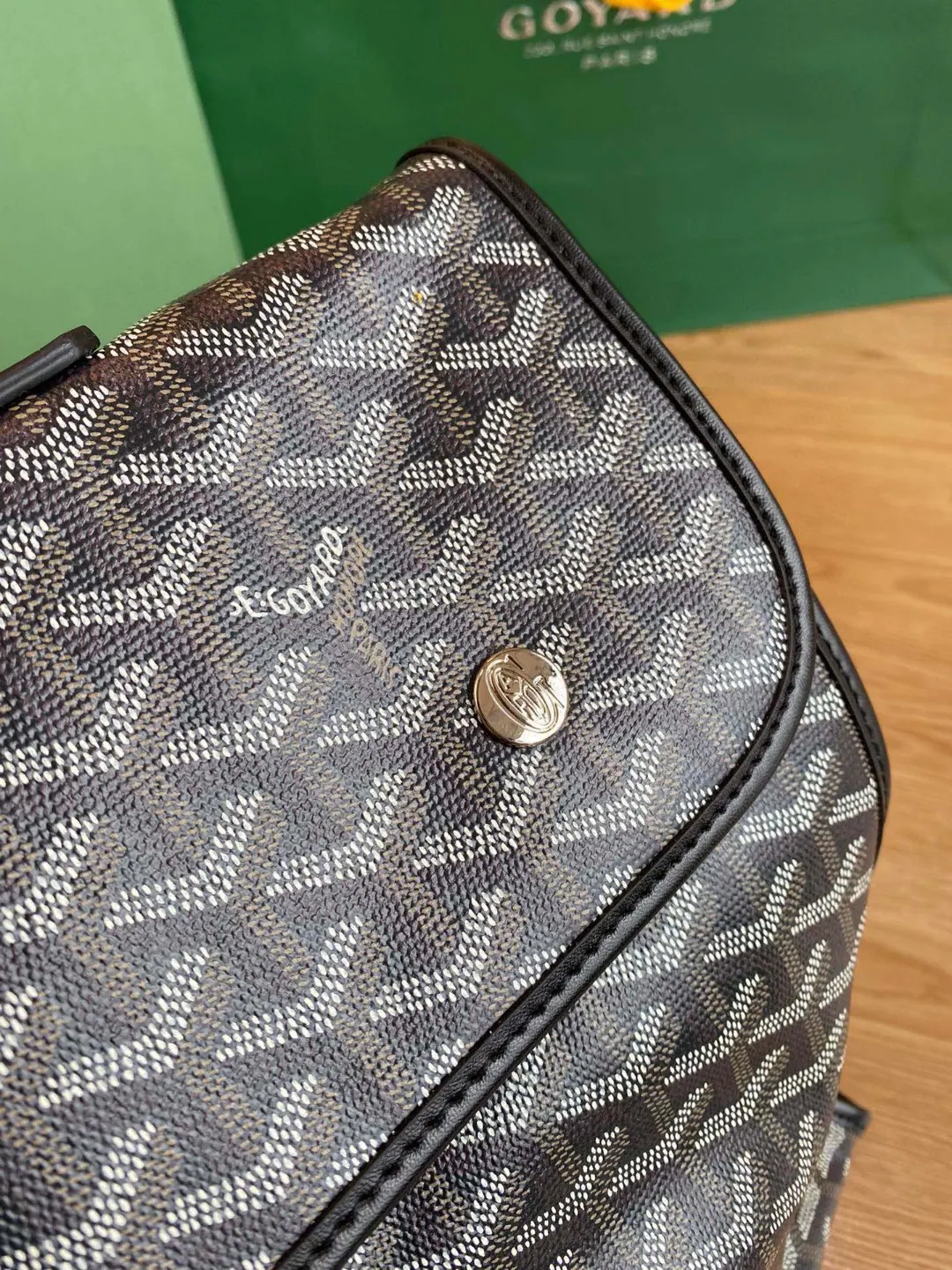 Goyard Saint Léger 可折叠双肩包 33*35*16cm