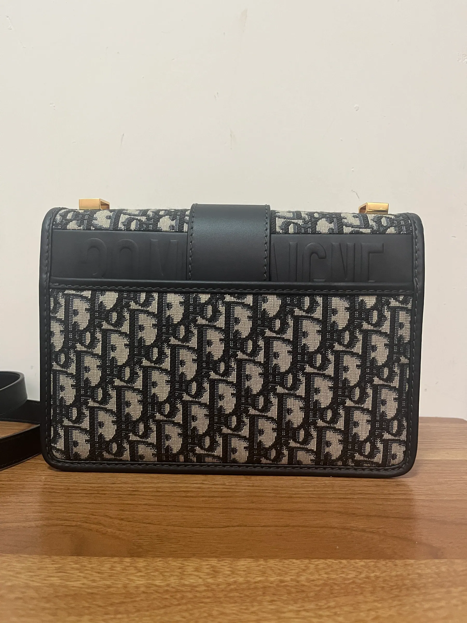 迪奥 30 Montaigne 包 M9203UTZQ_M928 25 x 16.5 x 8cm