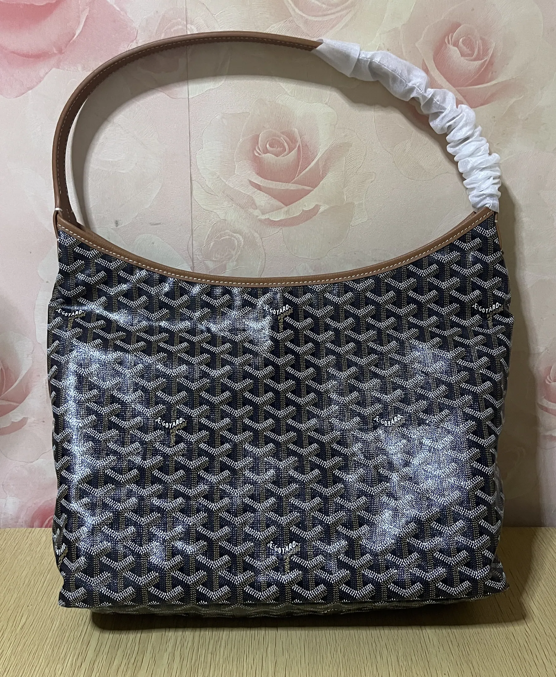 戈雅 Hobo 单肩包 34x14x26cm