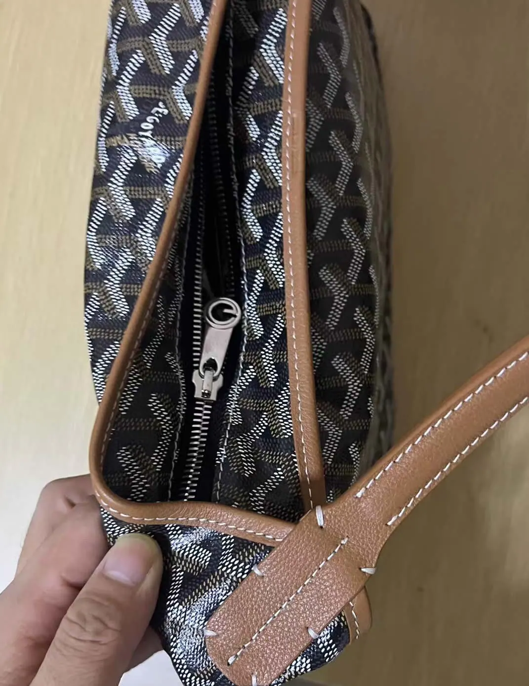 戈雅 Hobo 单肩包 34x14x26cm